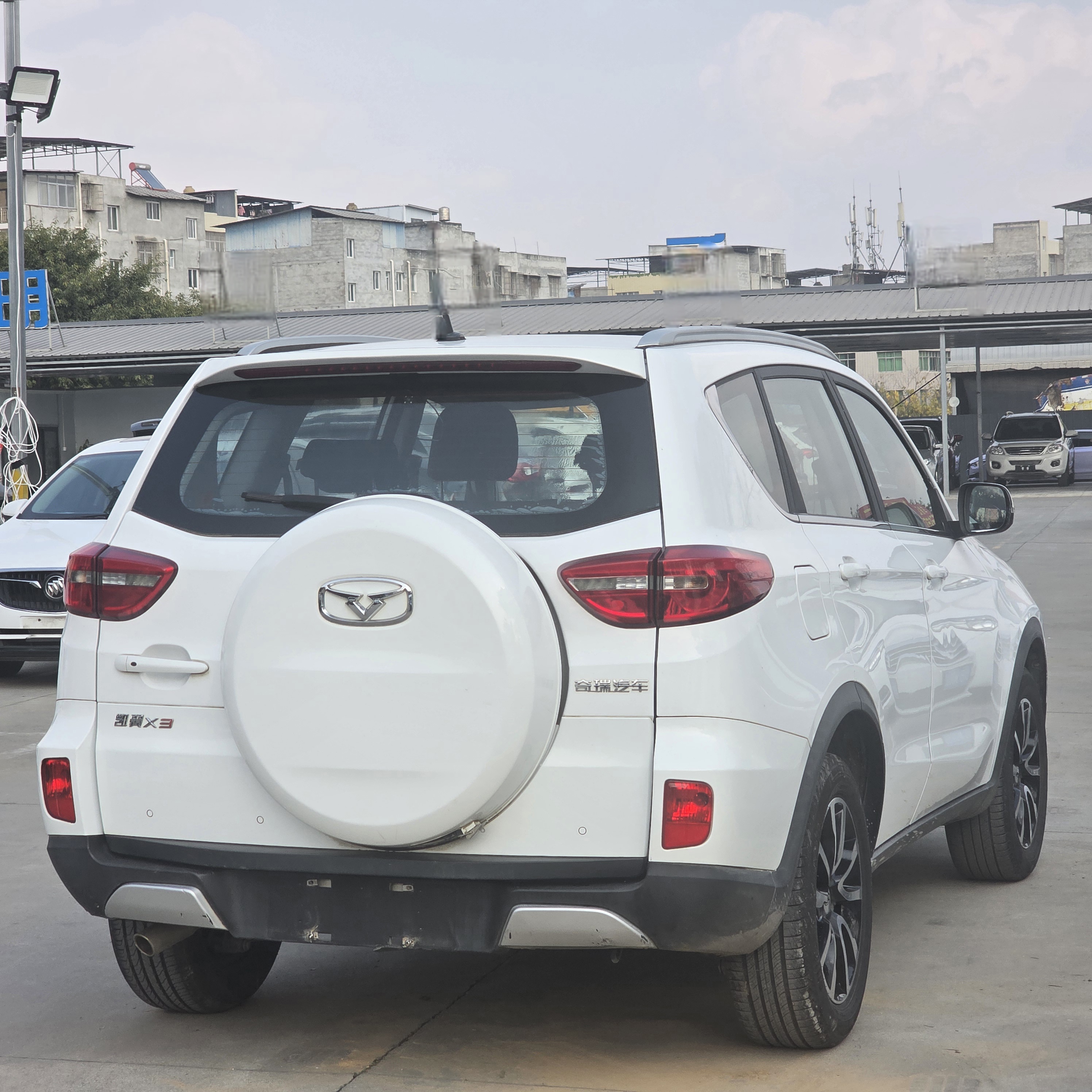 Kaiyi X3 2017 #2 Kaiyi X3 2017 car image #2