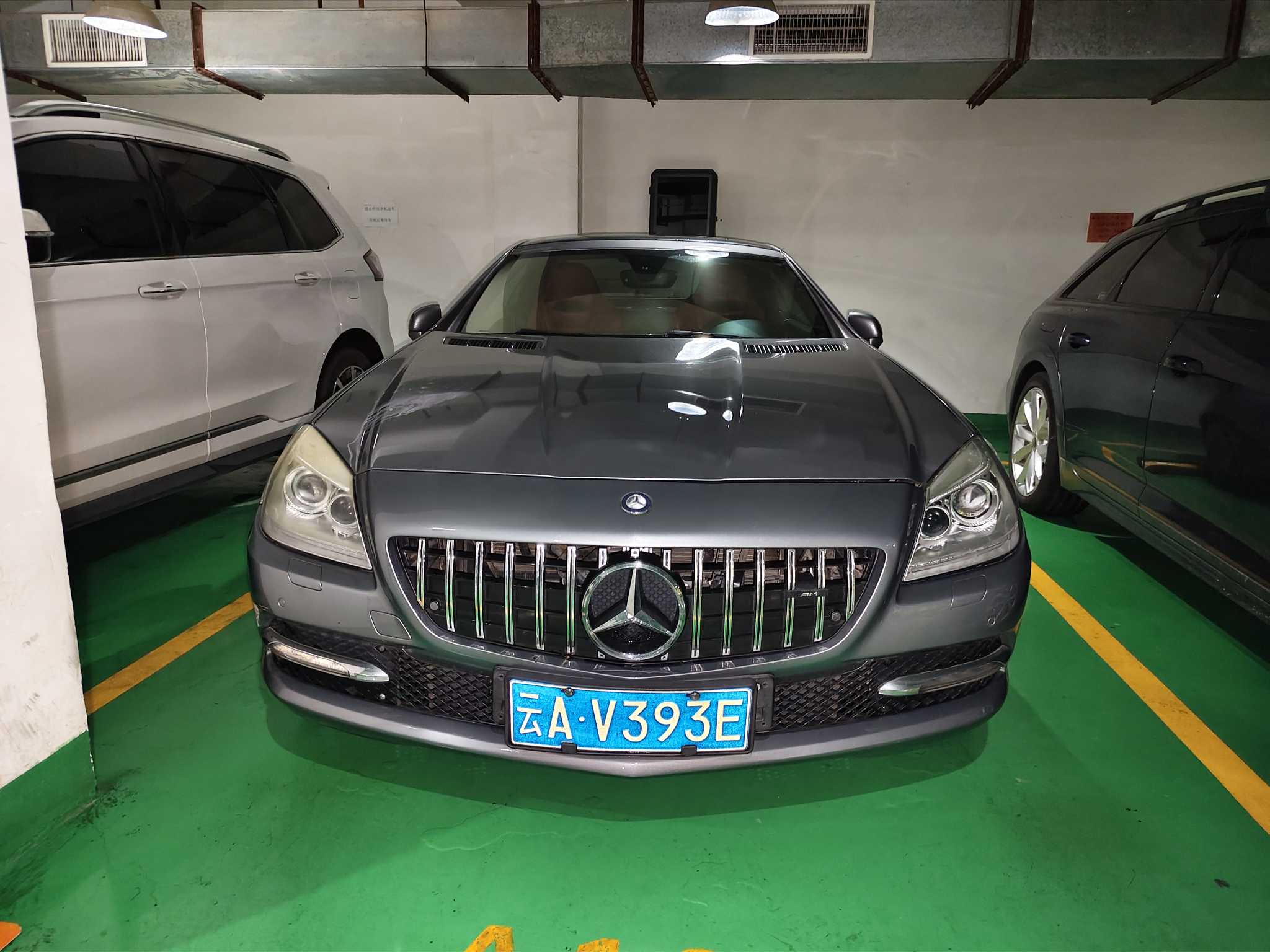 Mercedes-Benz SLK Class 2011 car image #2