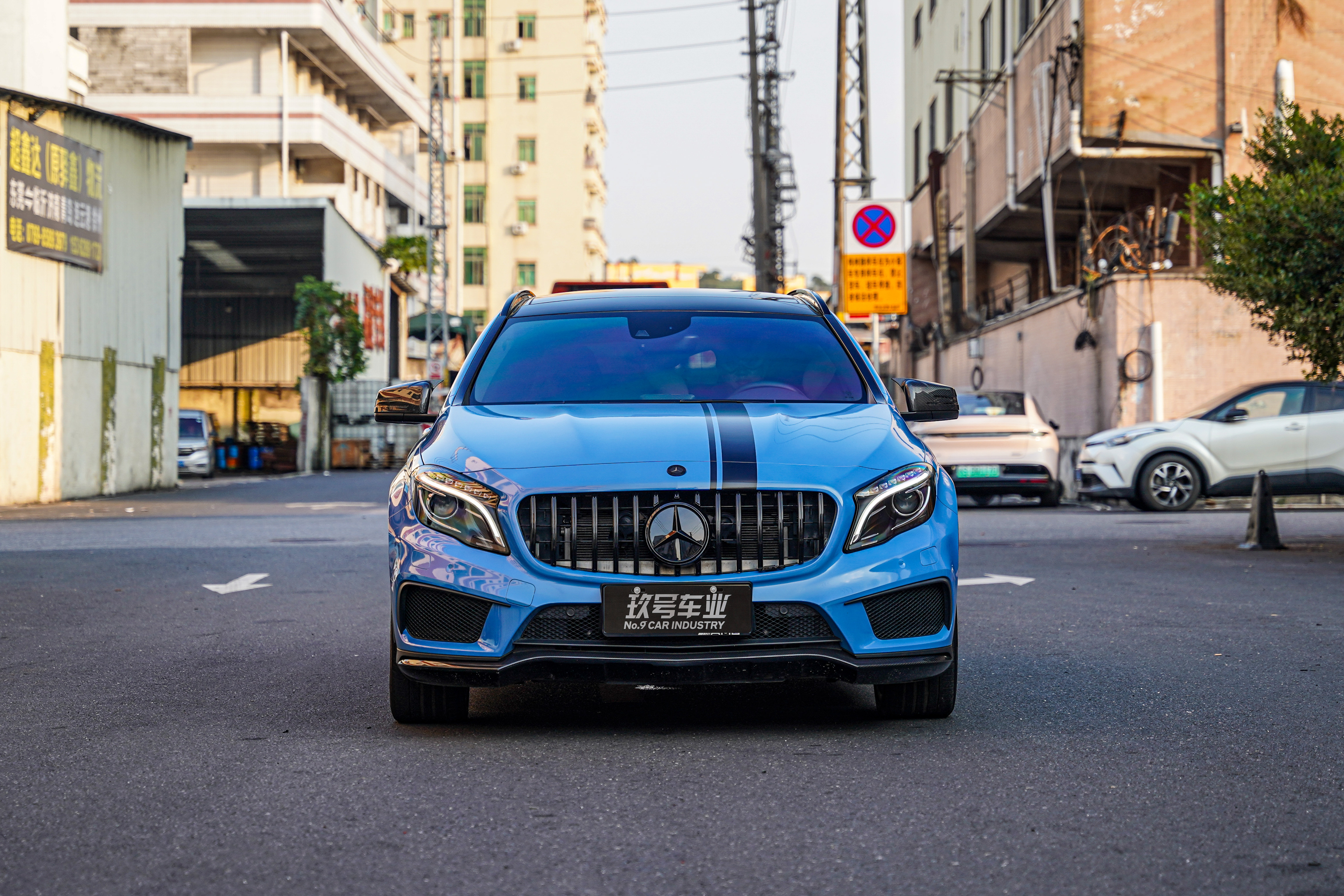 Mercedes-Benz GLA AMG 2017 #2 Mercedes-Benz GLA AMG 2017 car image #2