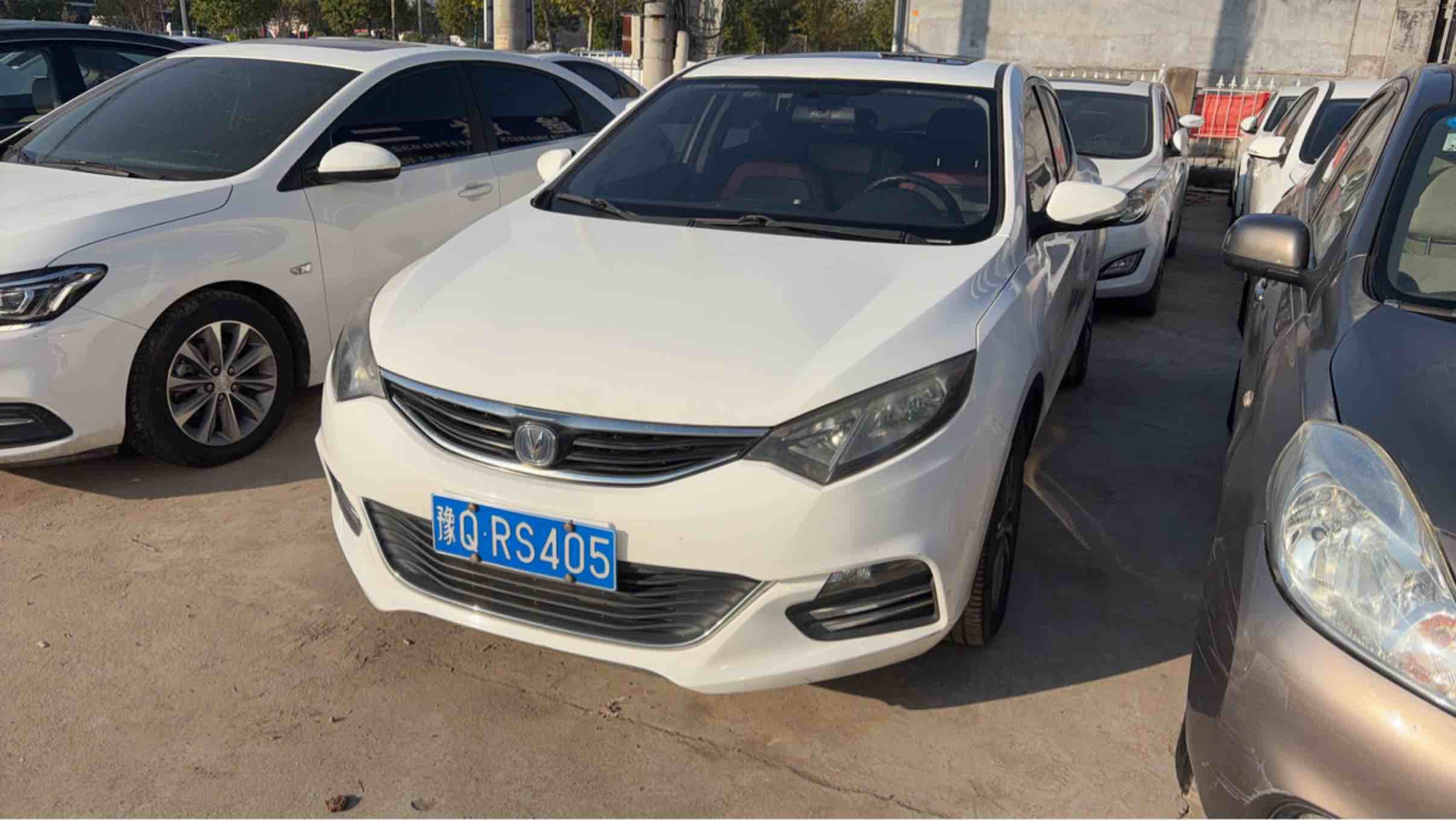 Changan Eado XT 2016 изображение автомобиля #2