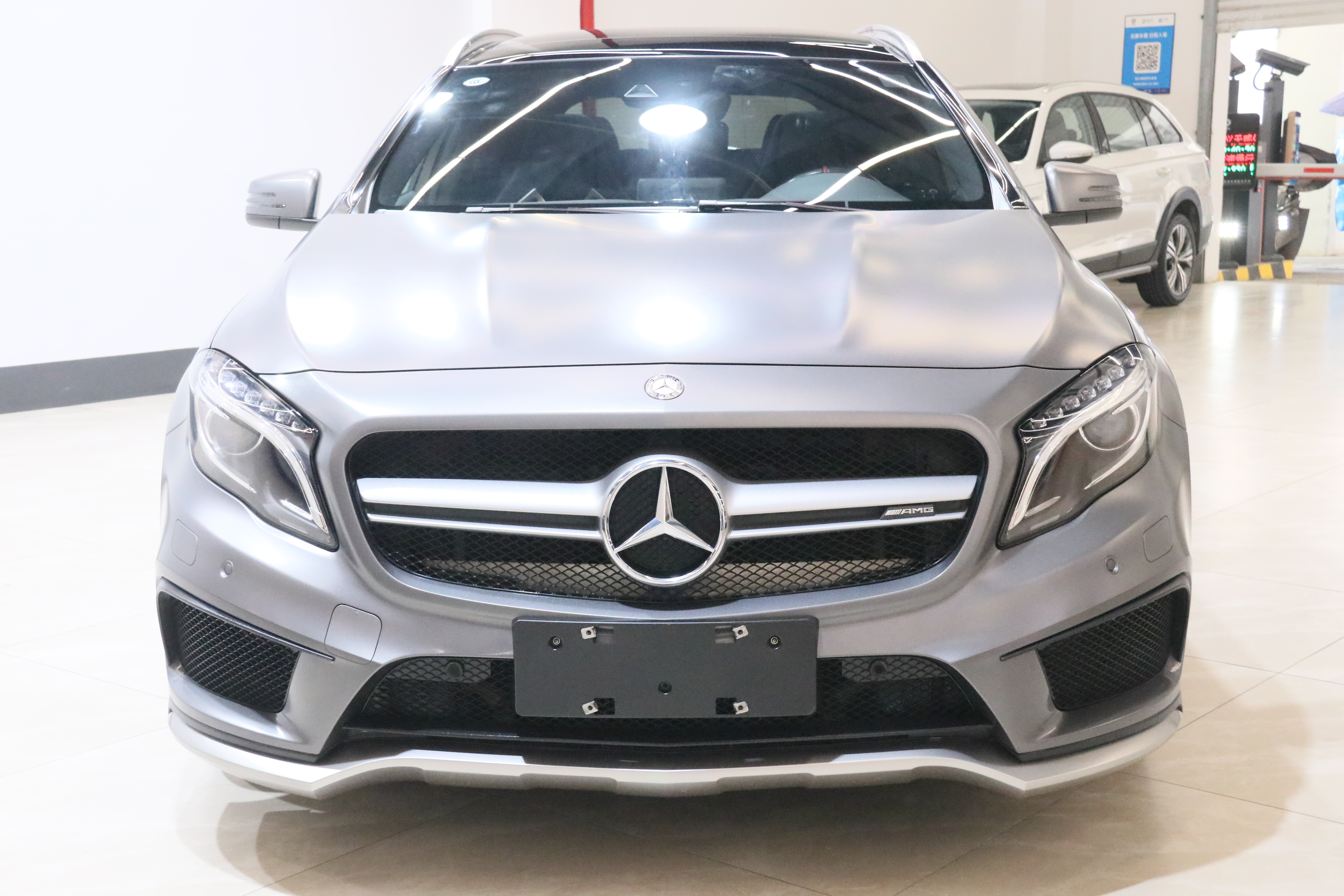 Mercedes-Benz GLA AMG 2017 car image #2