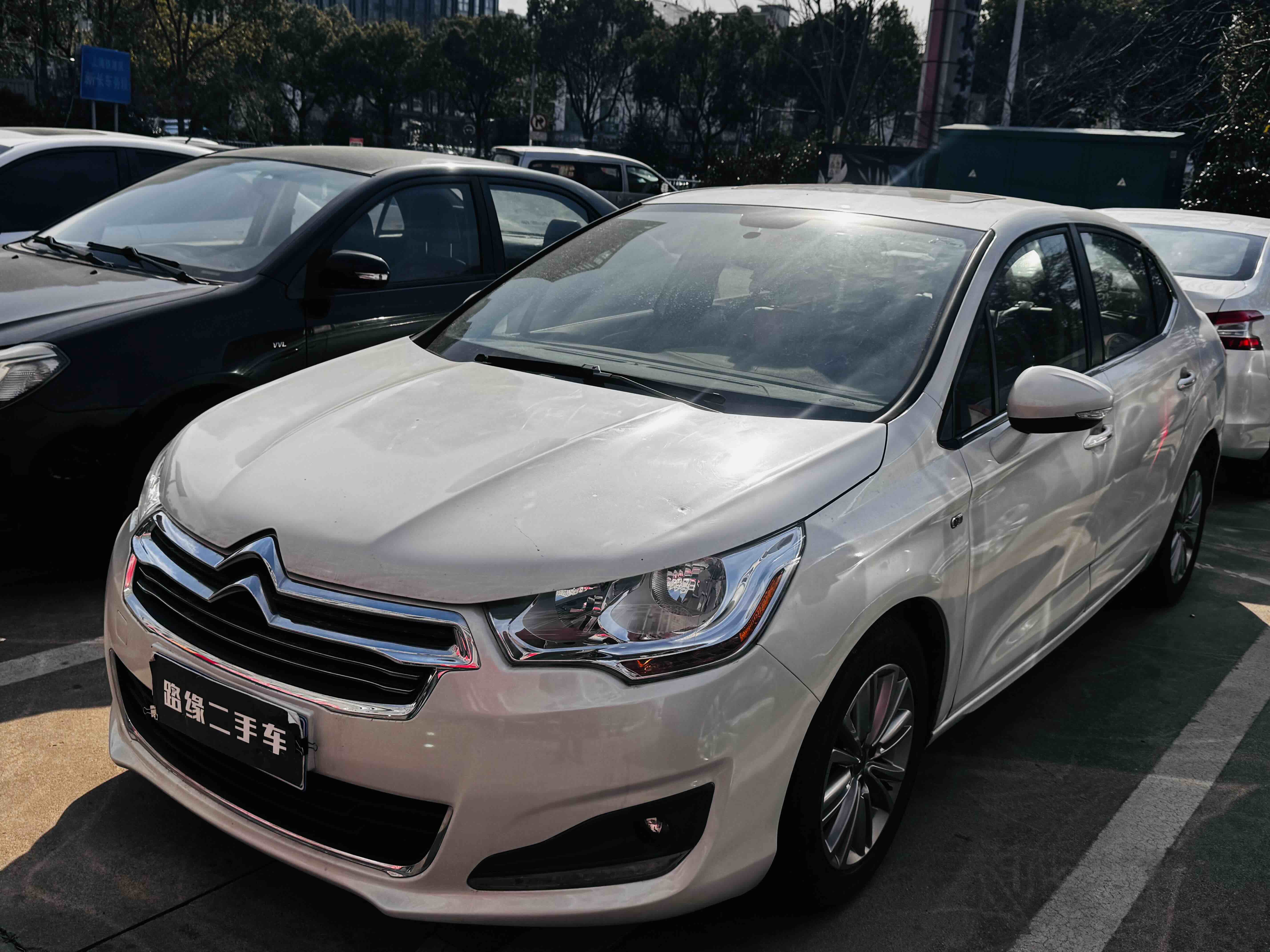Citroen C4L 2013 immagine di auto #2