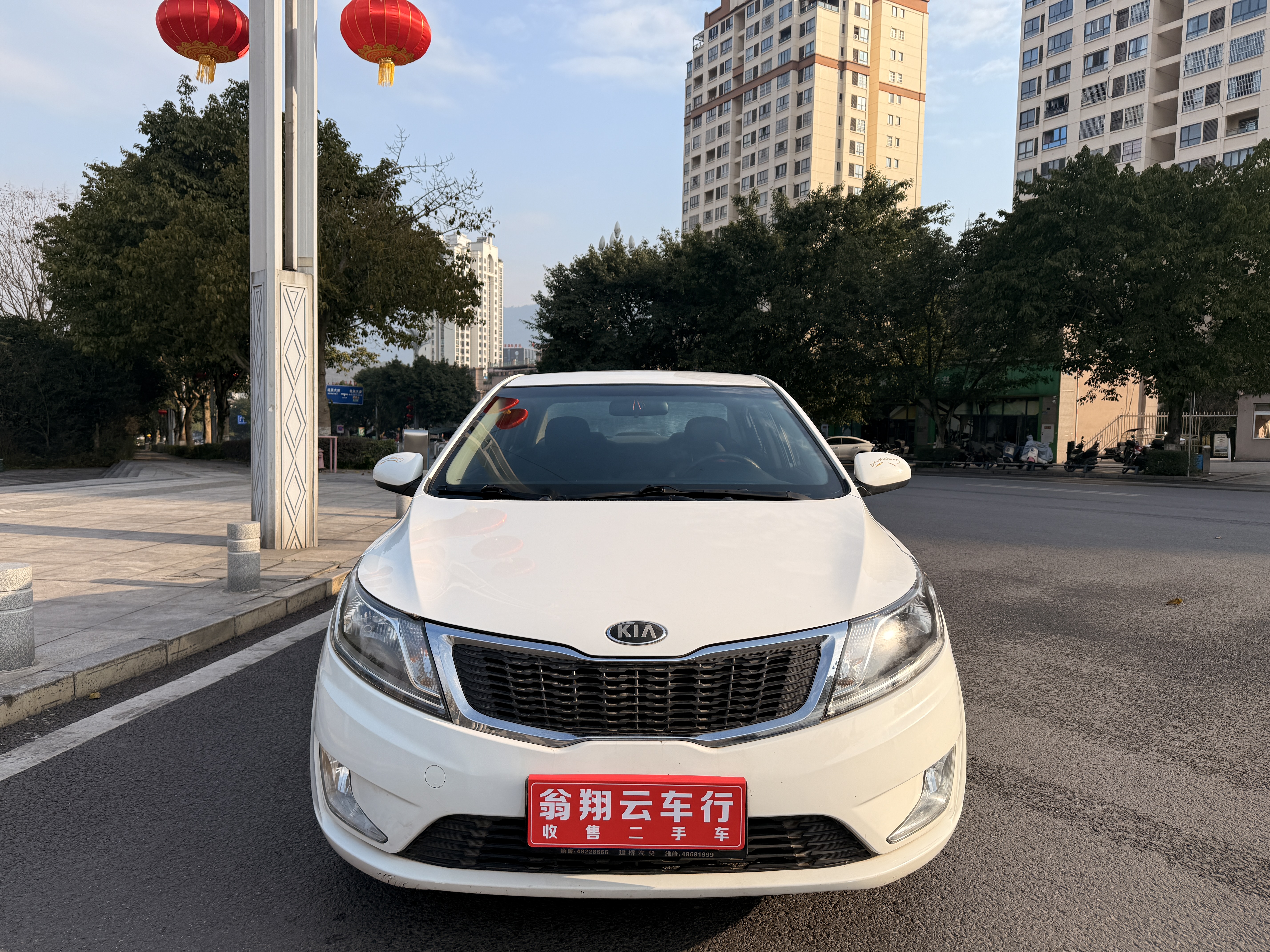 起亚 起亚K2 2013 汽车图片 #2