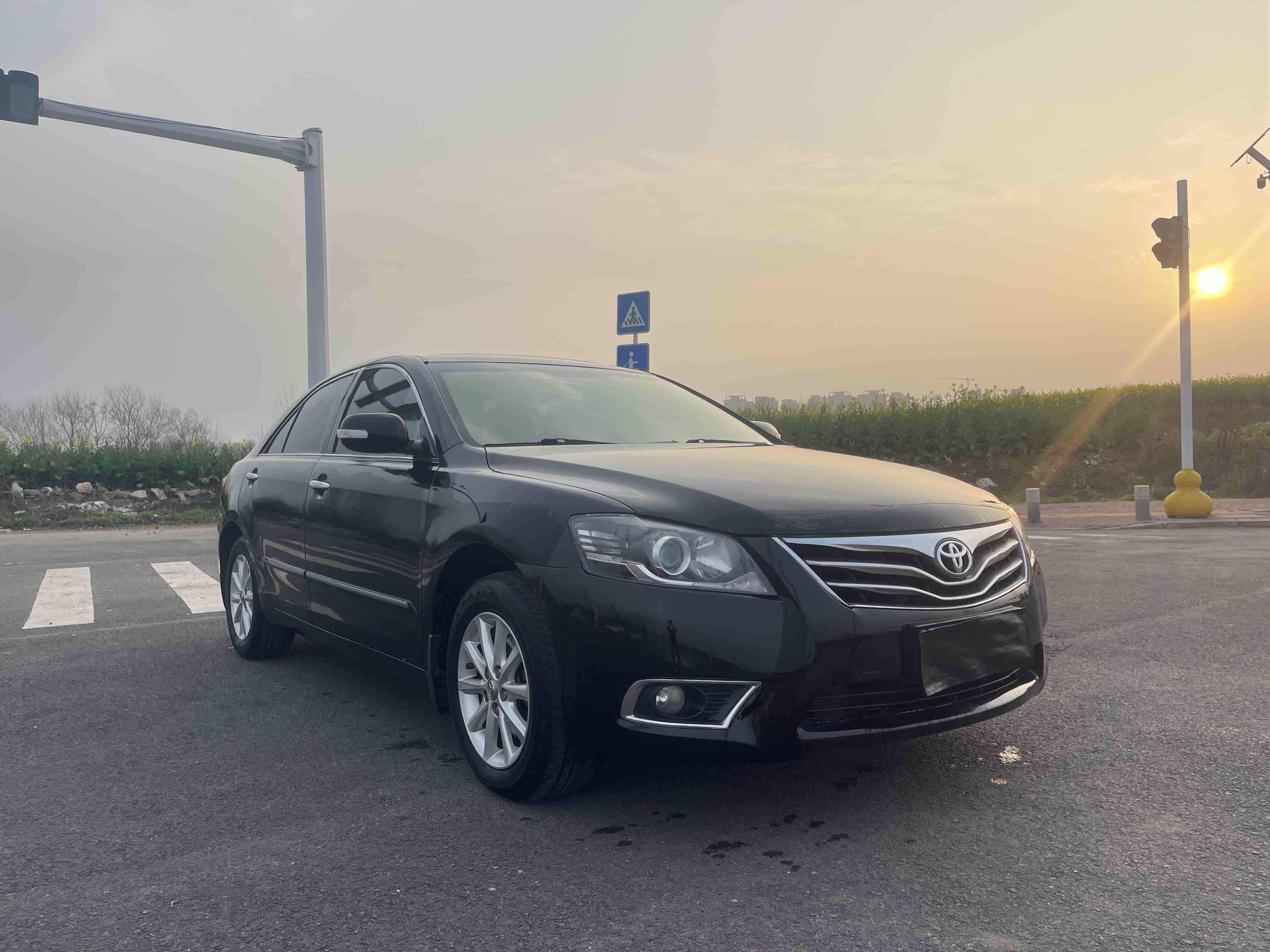 Toyota Camry 2014 car image #2