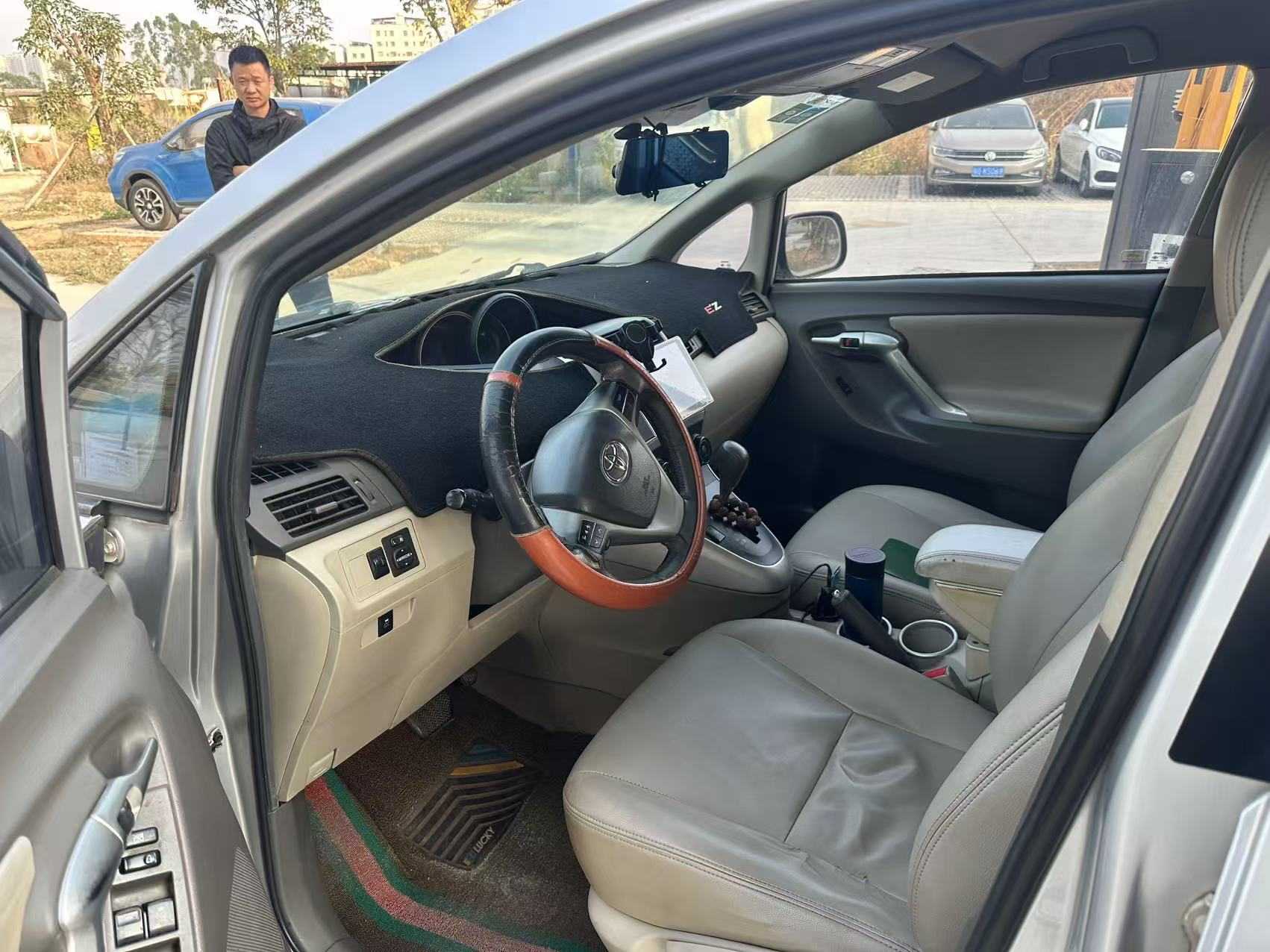 Toyota Verso 2013 immagine di auto #2