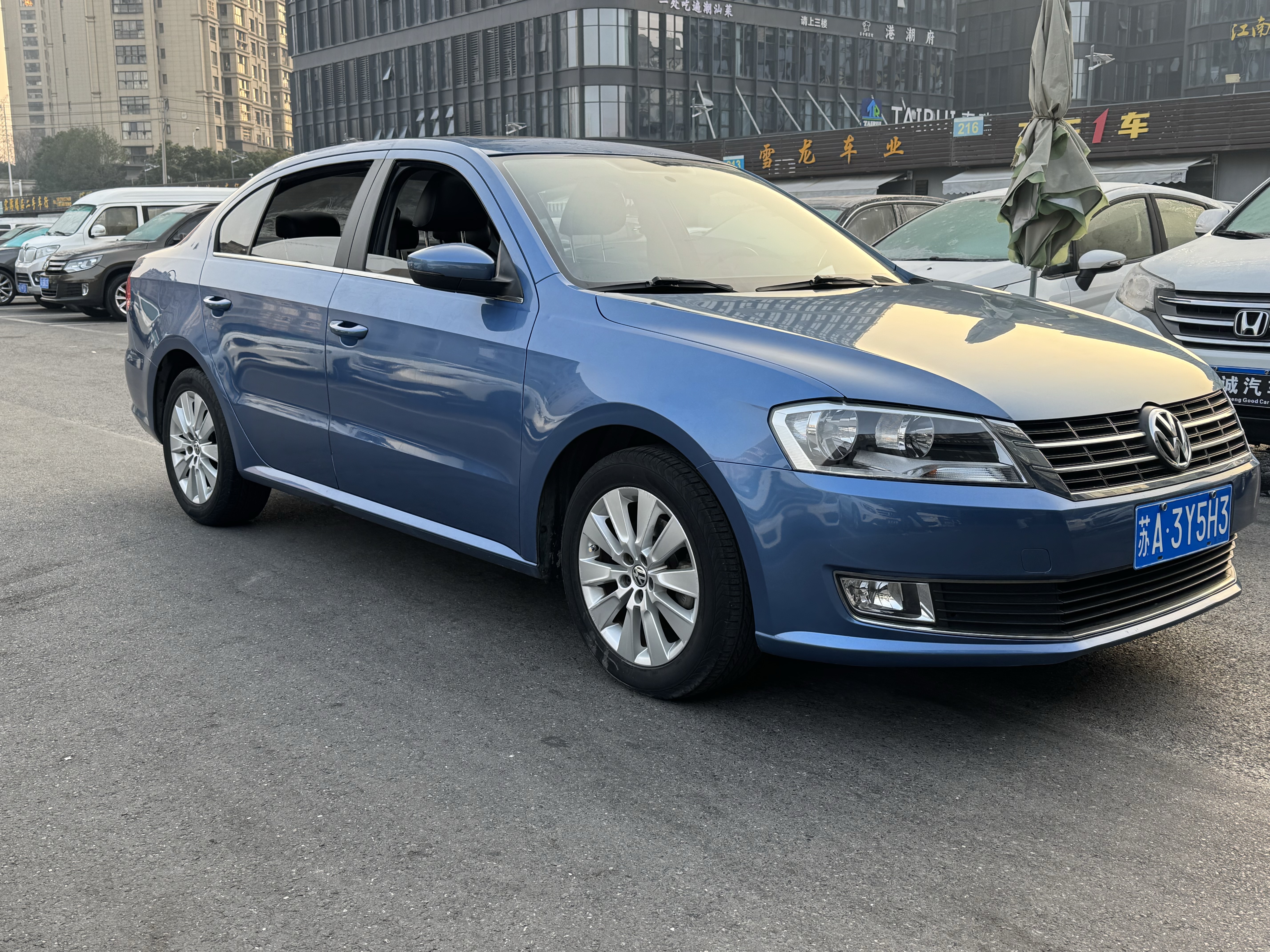 Volkswagen Lavida 2013 car image #2