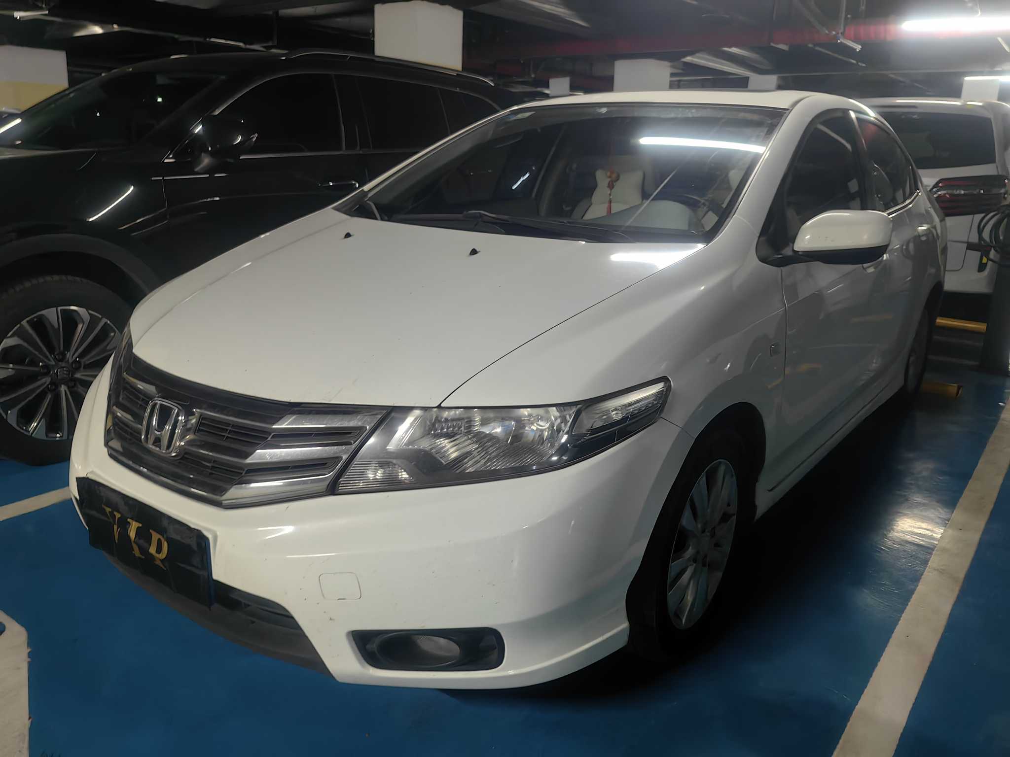 Honda City 2013 изображение автомобиля #2