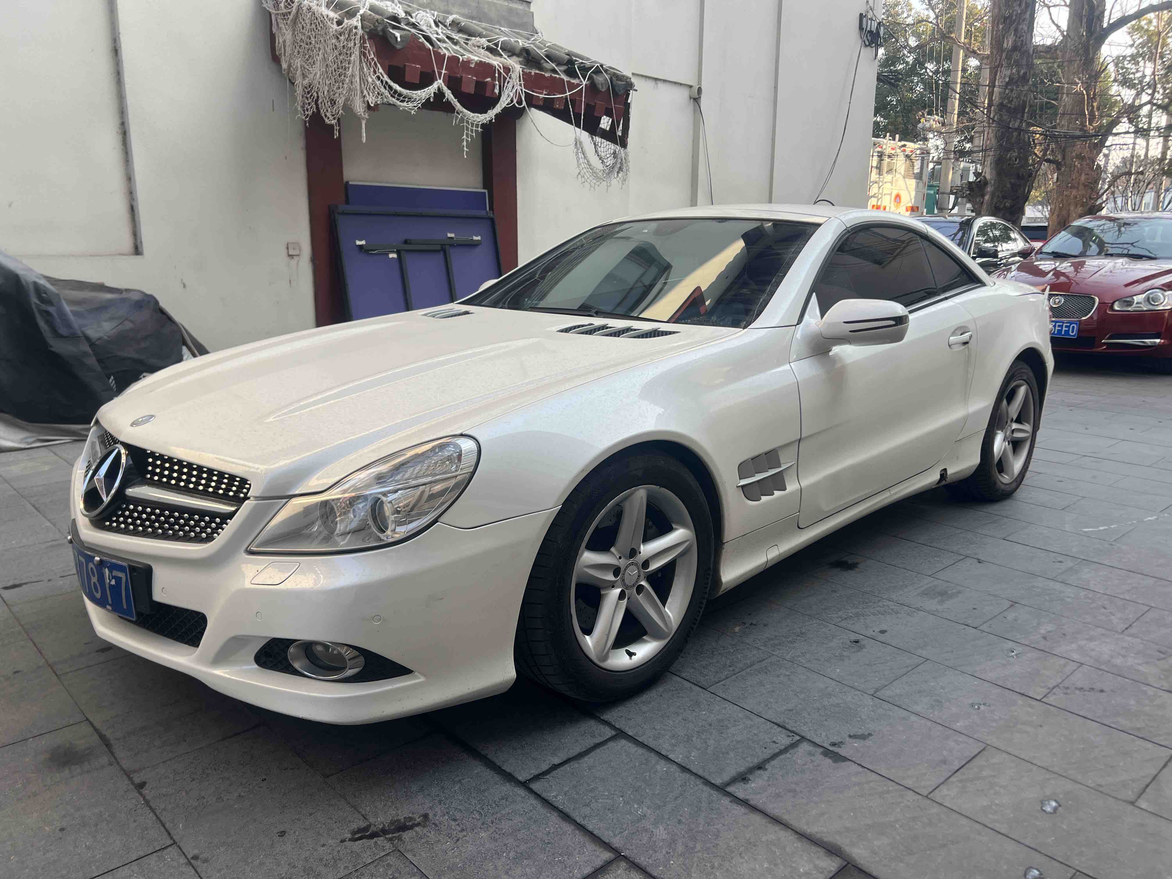 Mercedes-Benz SL Class 2010 immagine di auto #2