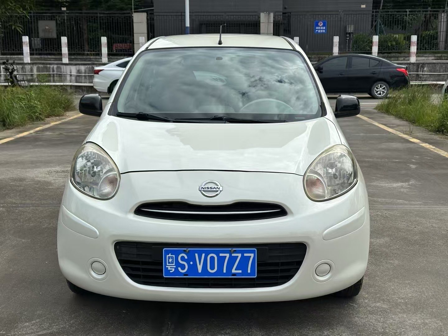 日产 玛驰 2013 汽车图片 #2