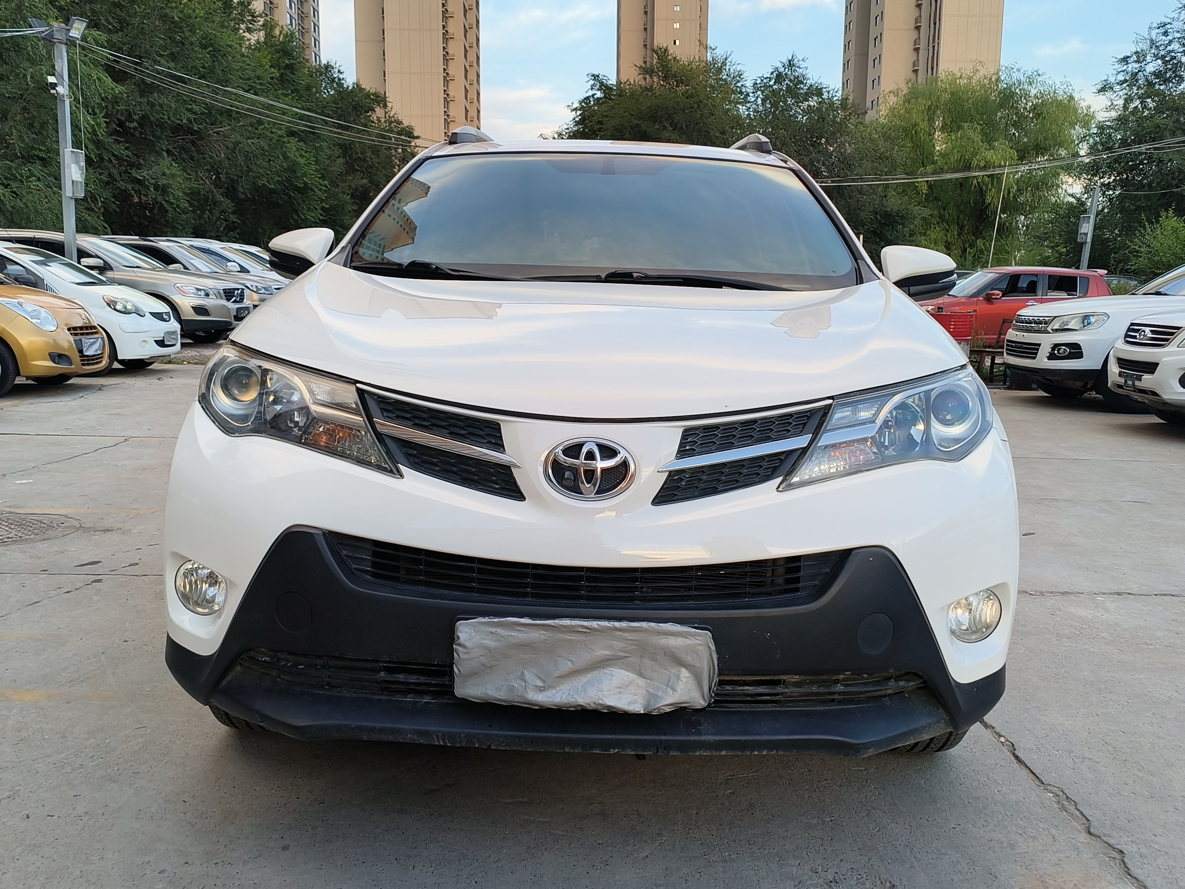 Toyota RAV4 2014 #2 Toyota RAV4 2014 car image #2