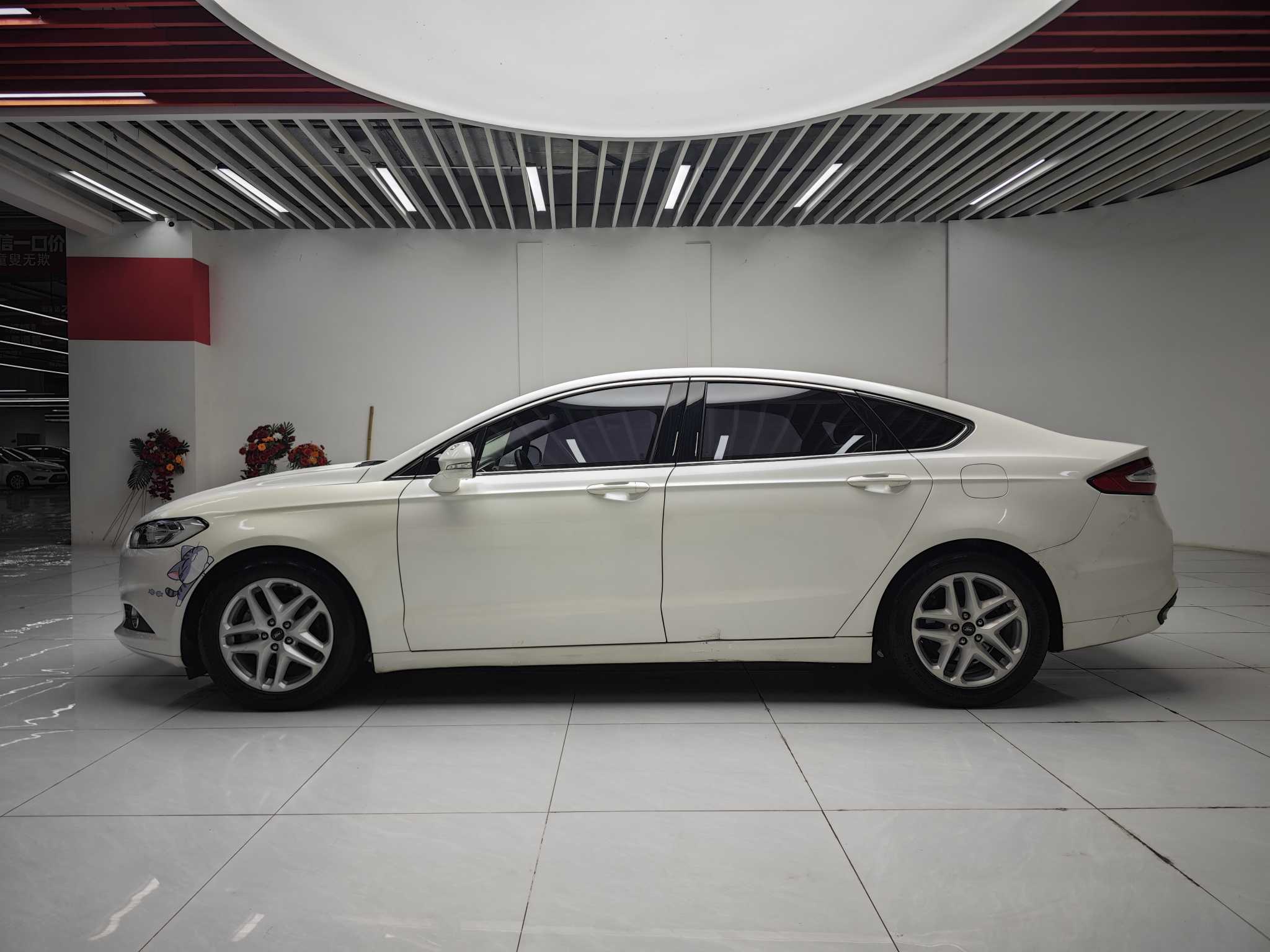 Ford Mondeo 2016 immagine di auto #2