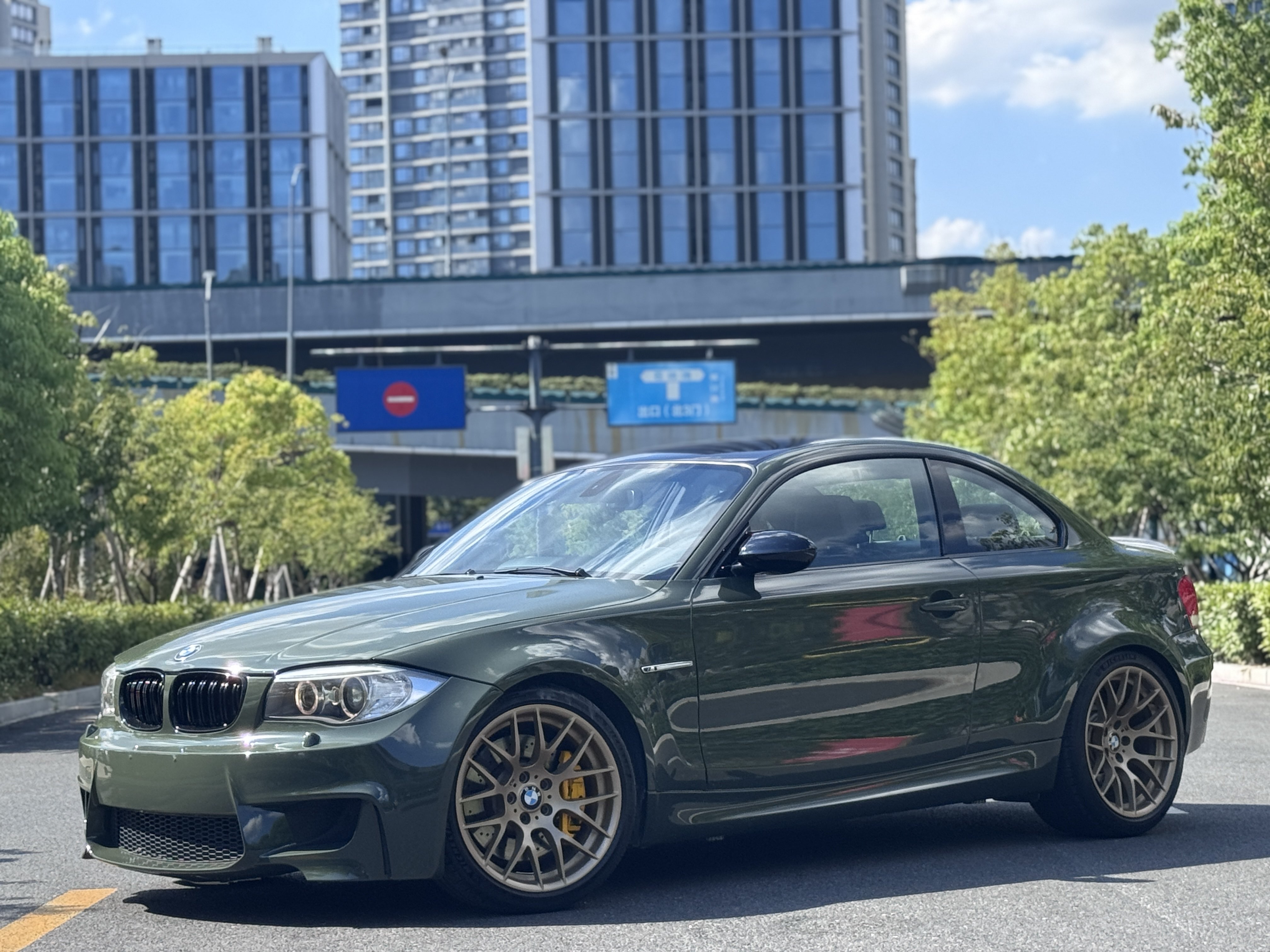 BMW 1 Series M 2012 #2 BMW 1 Series M 2012 car image #2