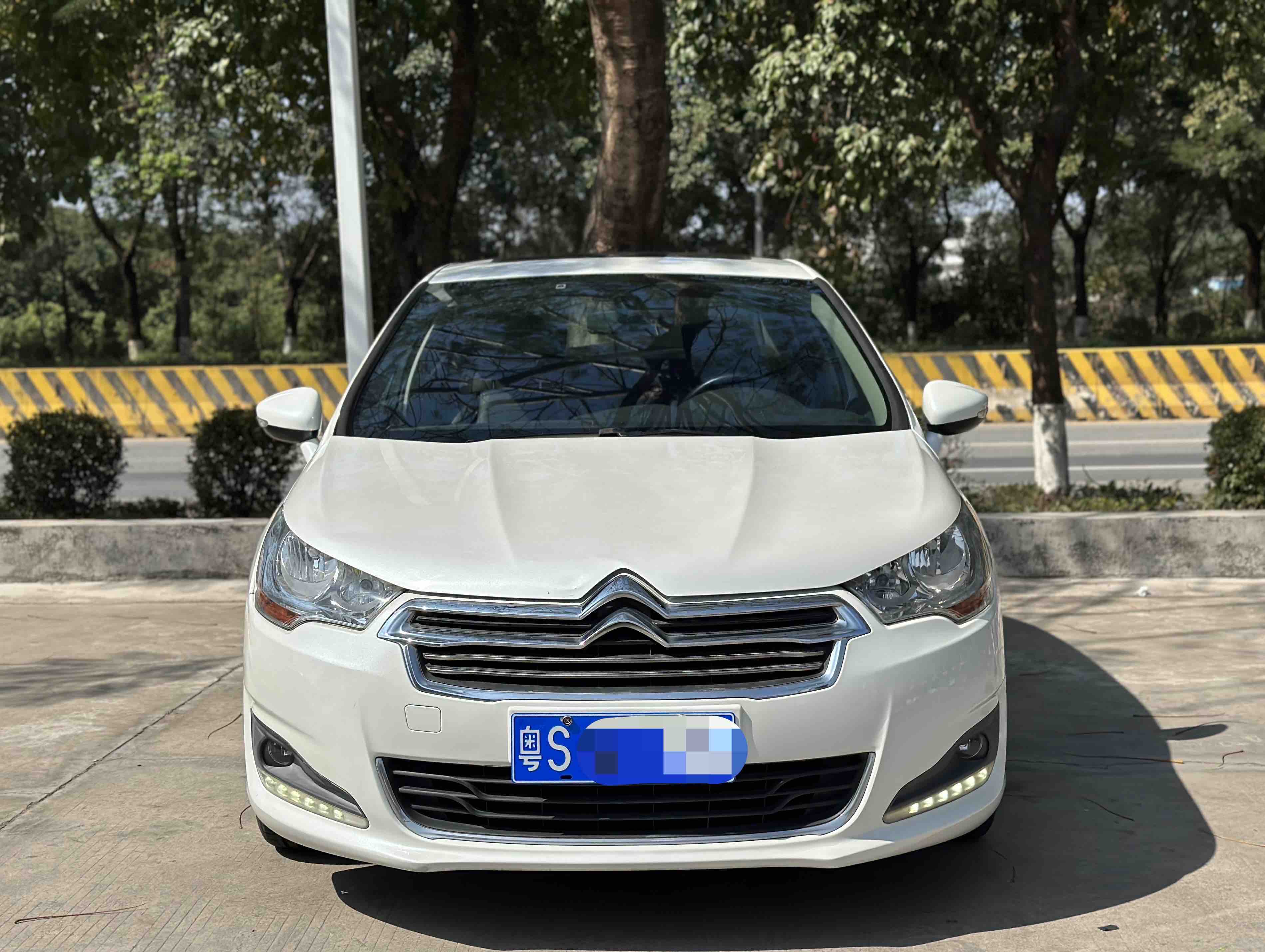 Citroen C4L 2014 #2 Citroen C4L 2014 immagine di auto #2