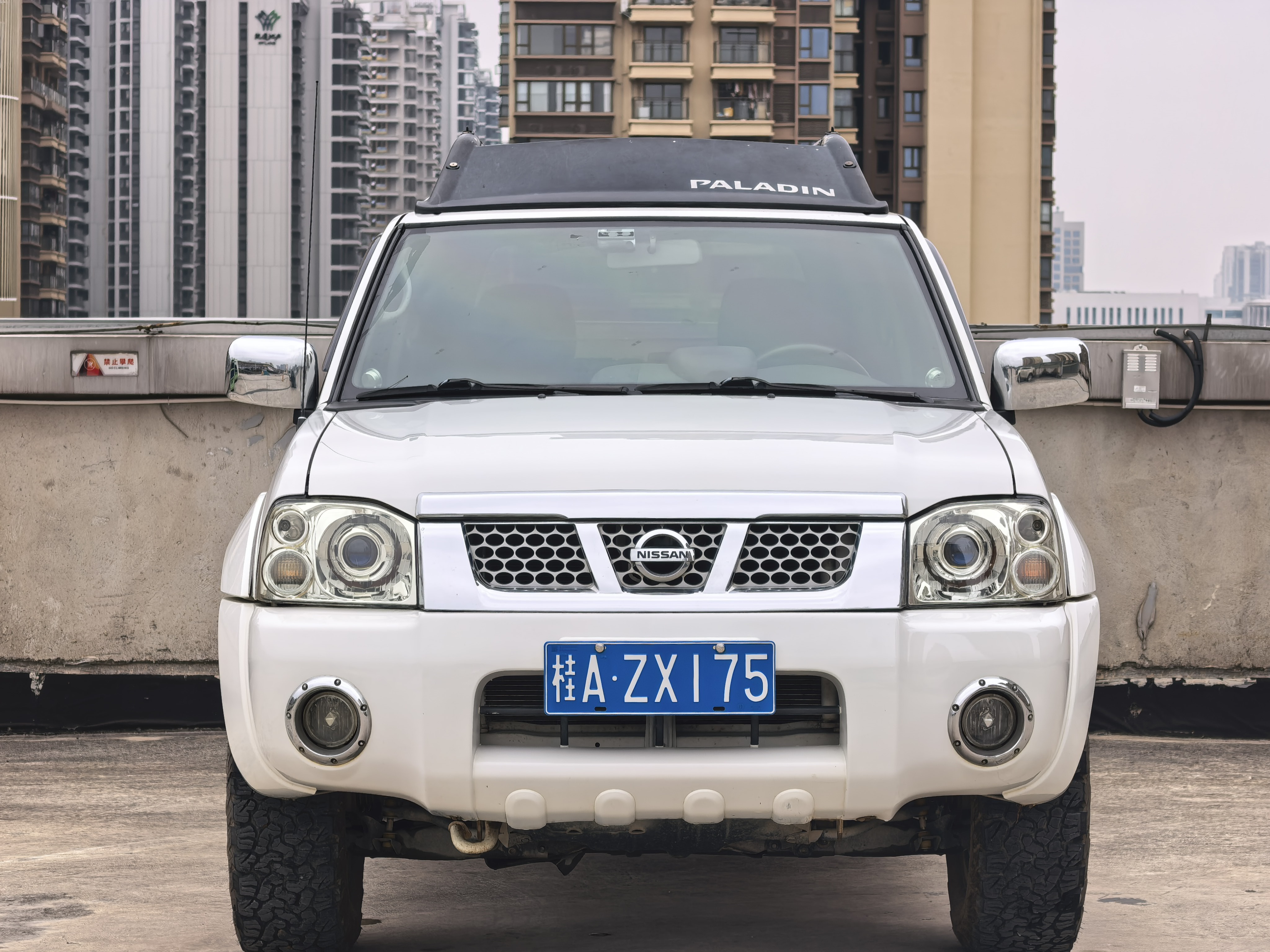 日产 日产帕拉丁 2013 汽车图片 #2