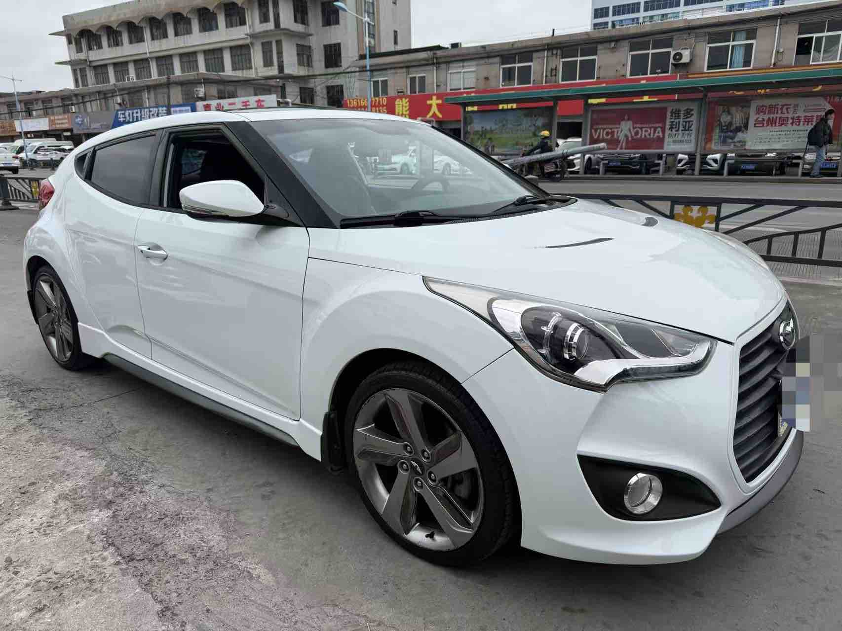 Hyundai Veloster 2014 car image #2