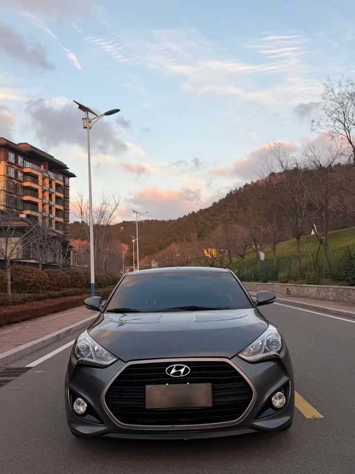 Hyundai Veloster 2016 car image #2