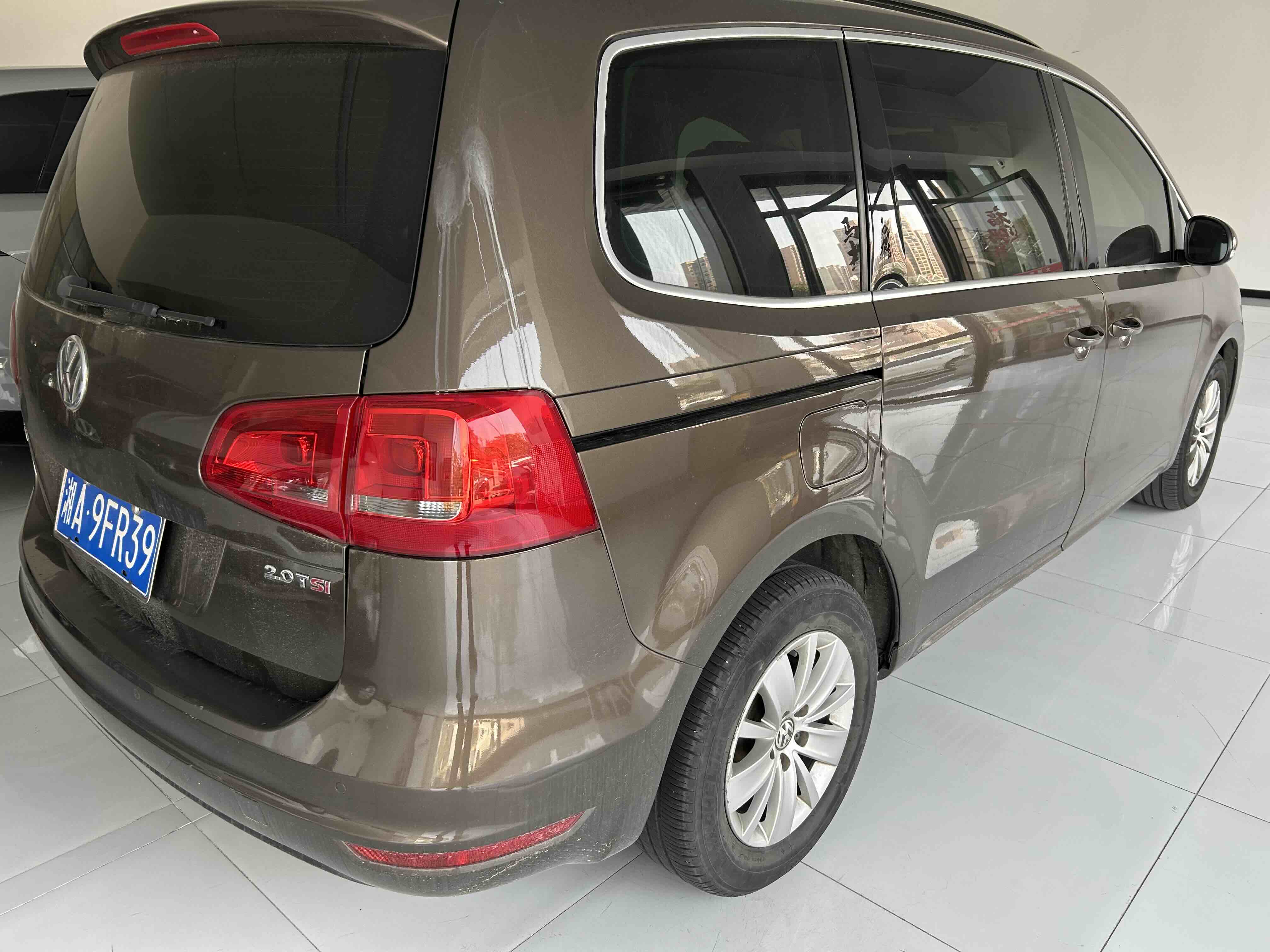 Volkswagen Sharan 2012 immagine di auto #2