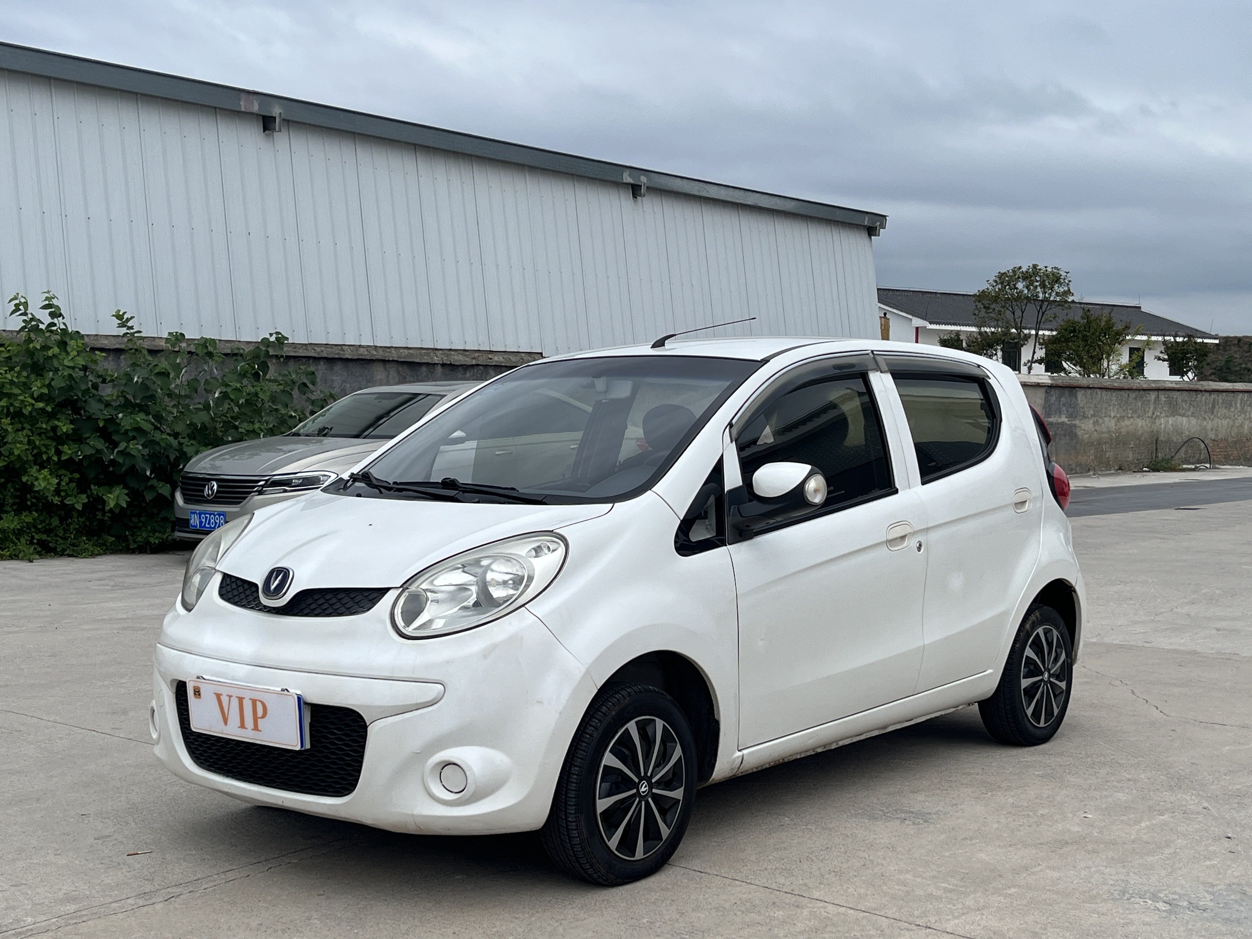 Changan BenBen MINI 2016 car image #2