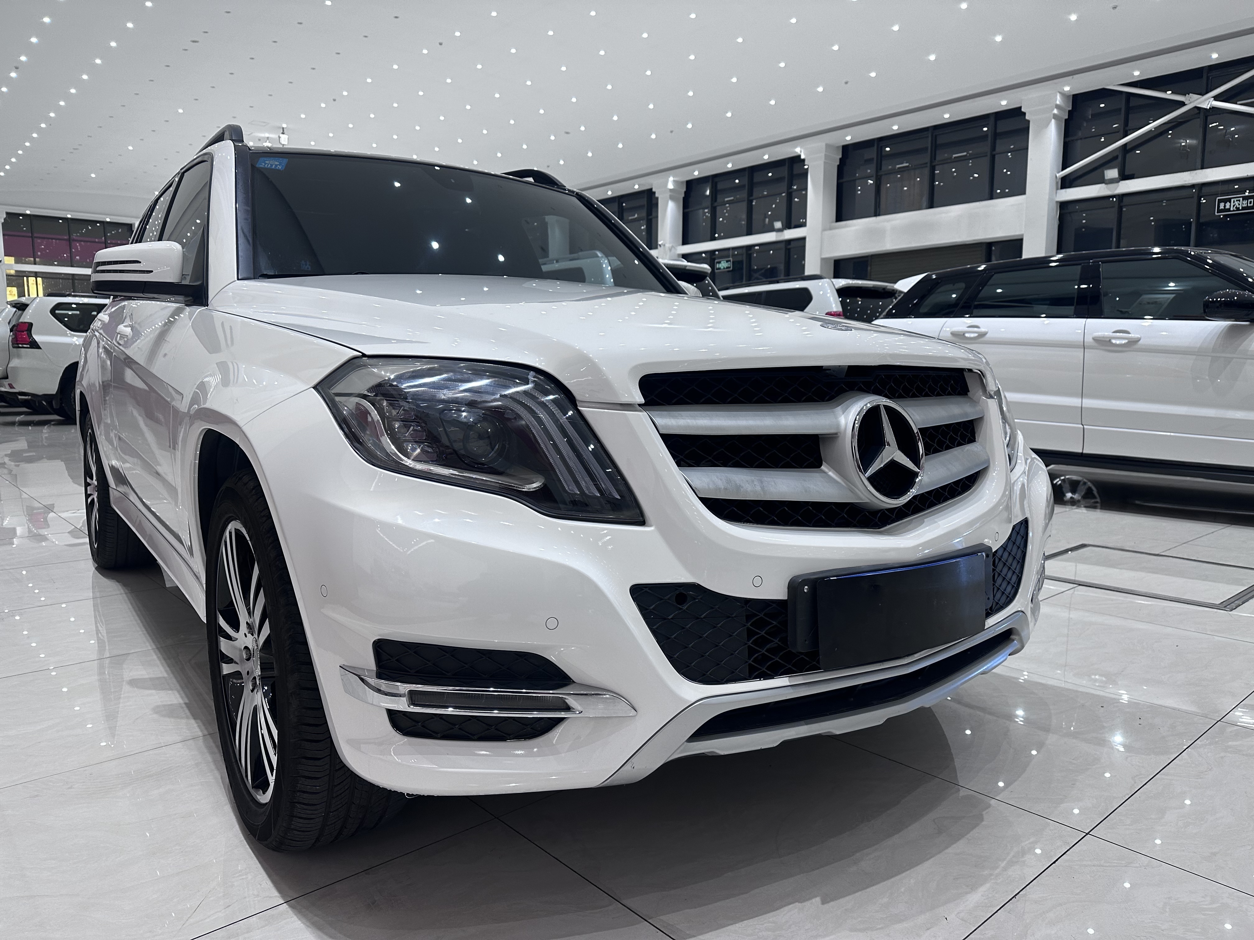 Mercedes-Benz GLK Class 2014 car image #2