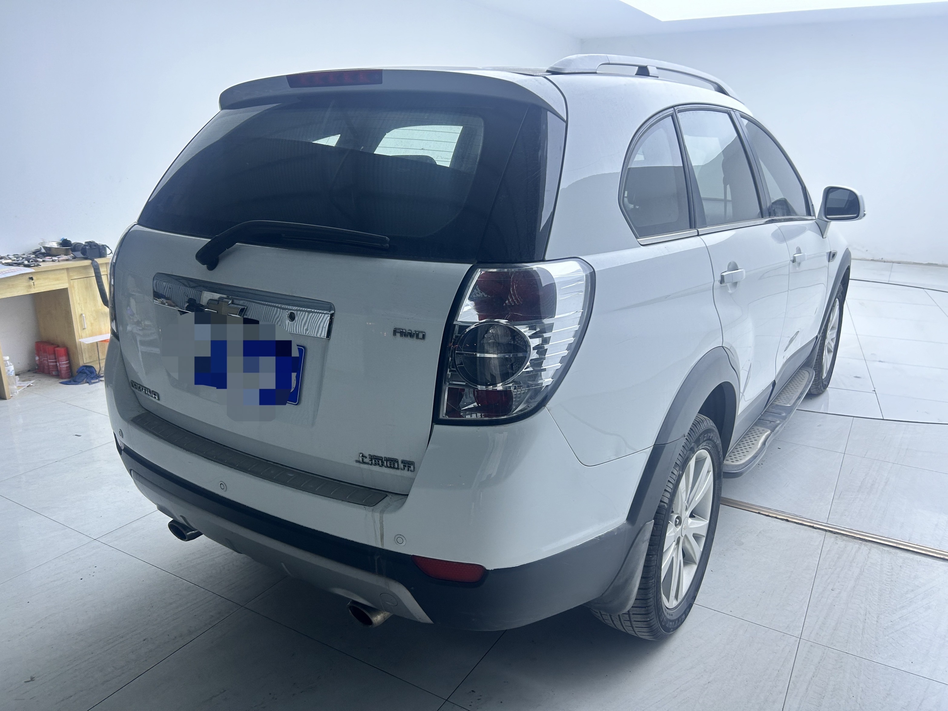 Chevrolet Captiva 2015 car image #2