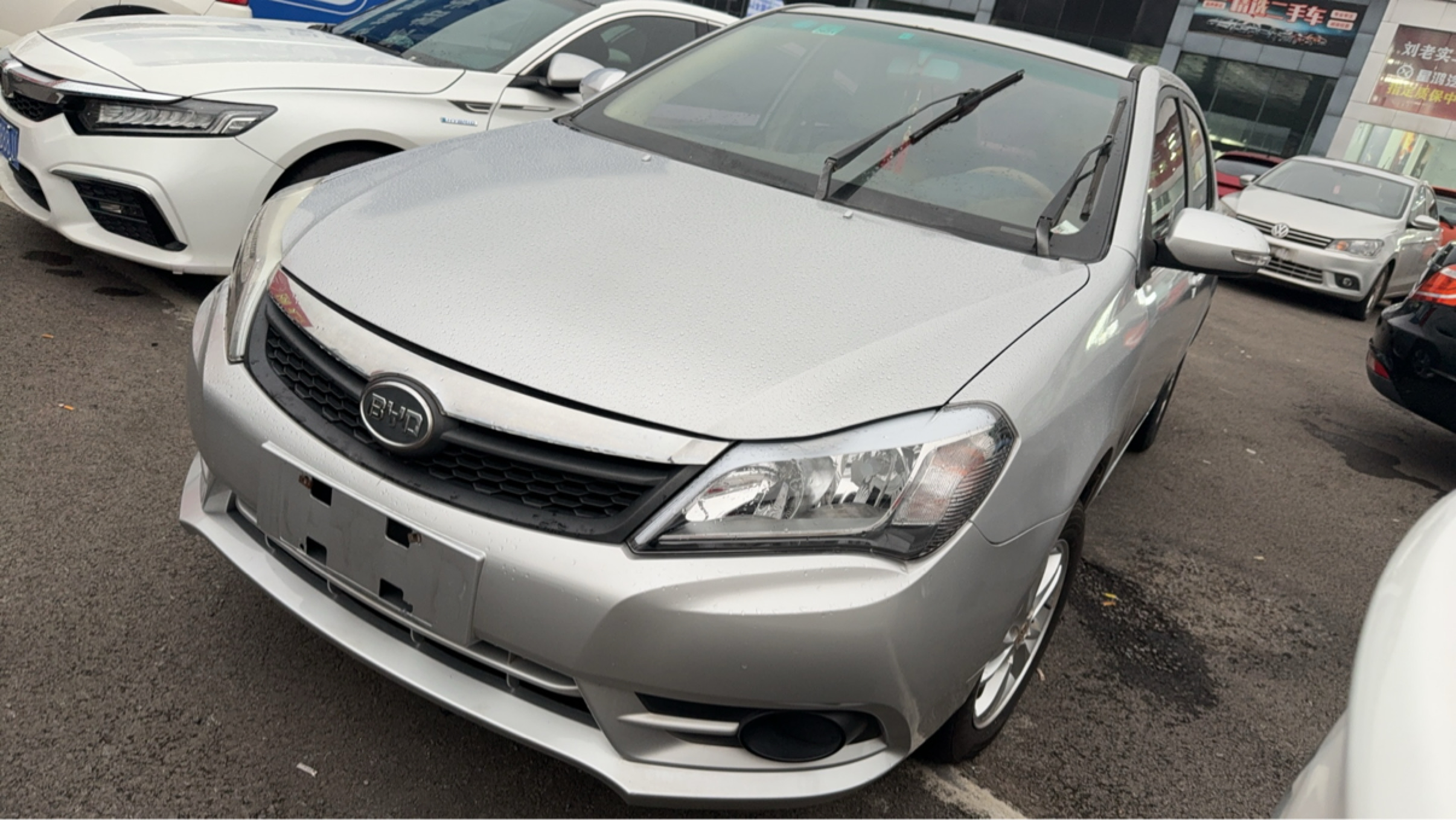 BYD G3 2015 imagen de coche #2
