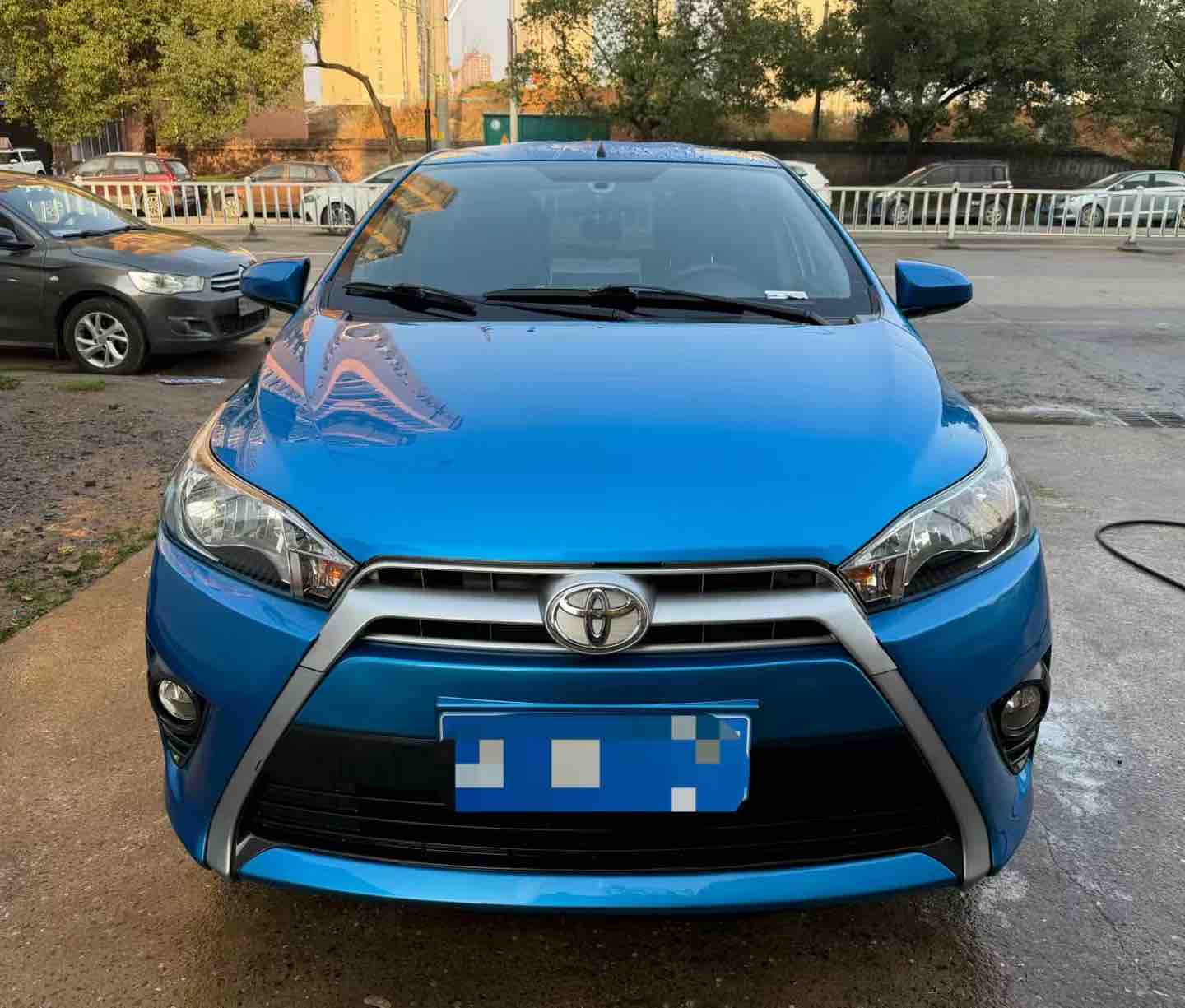 Toyota Yaris L Zhixuan 2014 صورة سيارة #2
