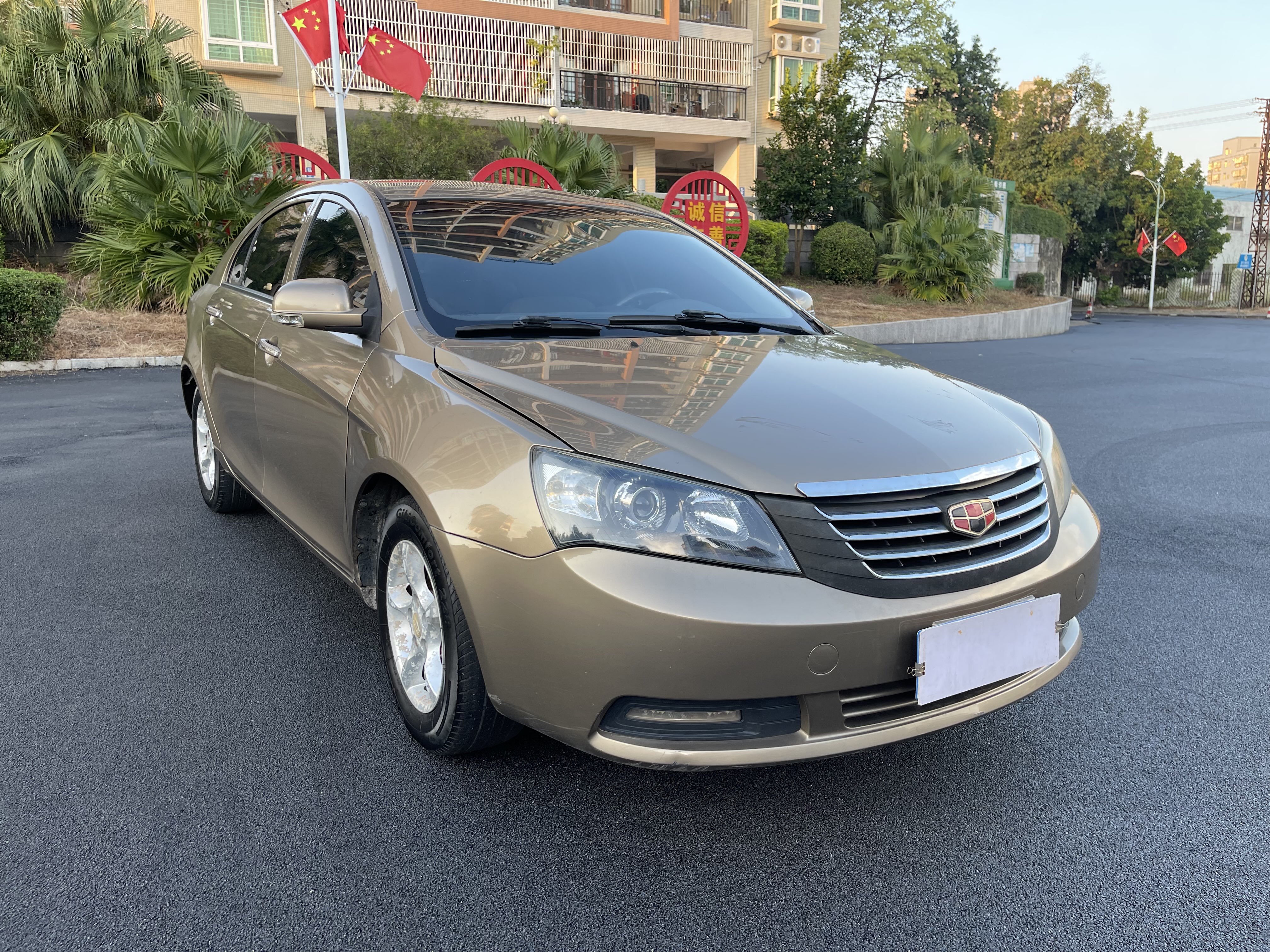 GEELY Emgrand Classic 2014 car image #2