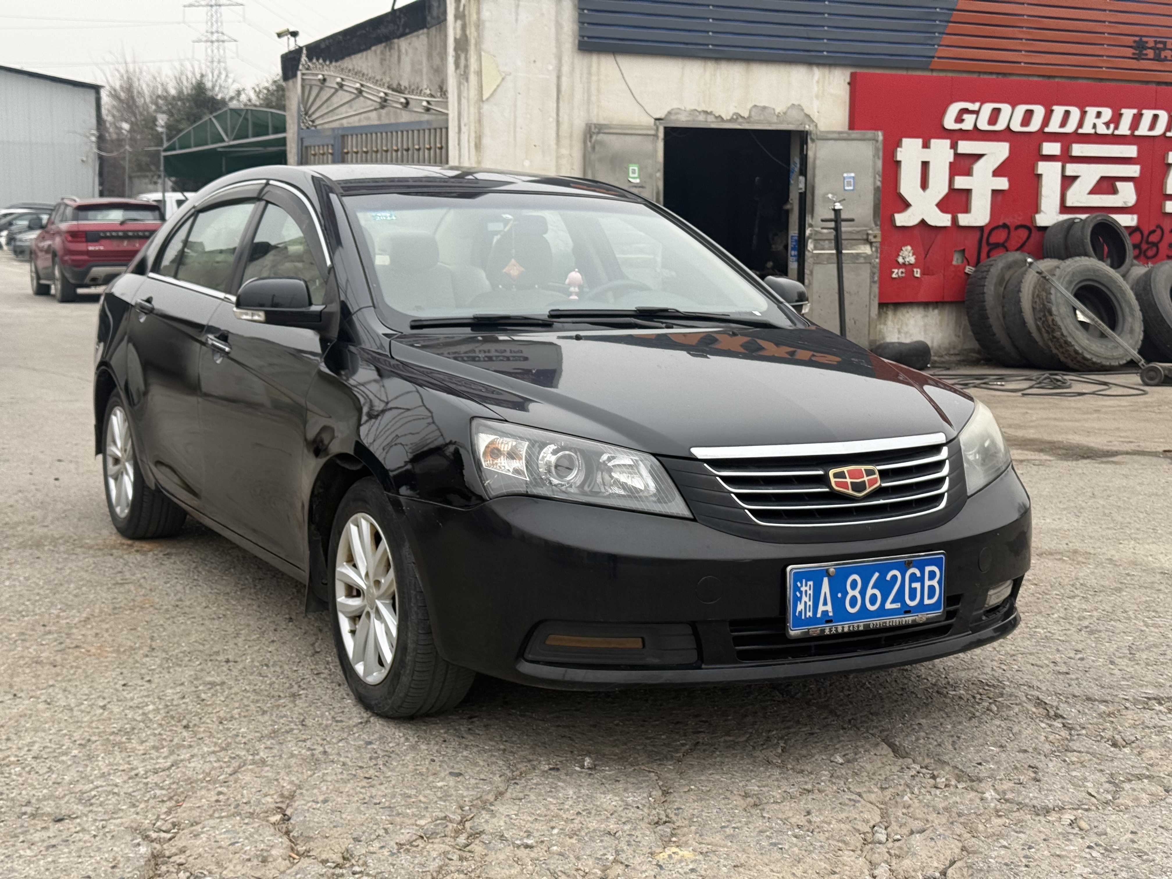 GEELY Emgrand Classic 2014 car image #2