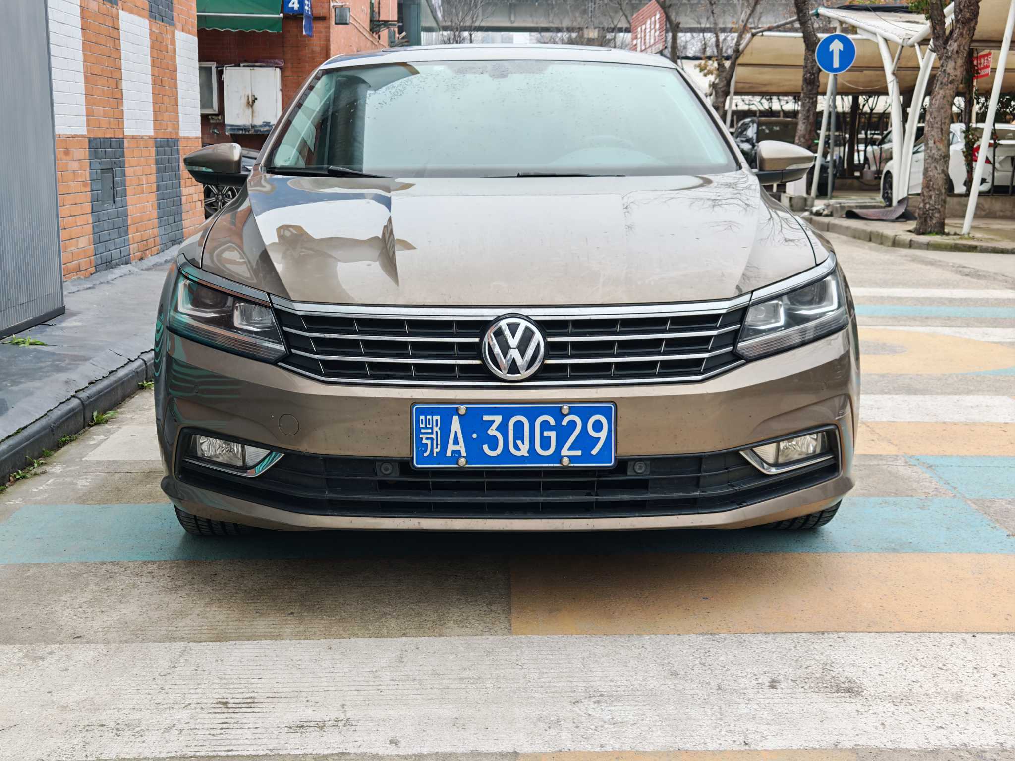 Volkswagen Passat 2017 car image #2
