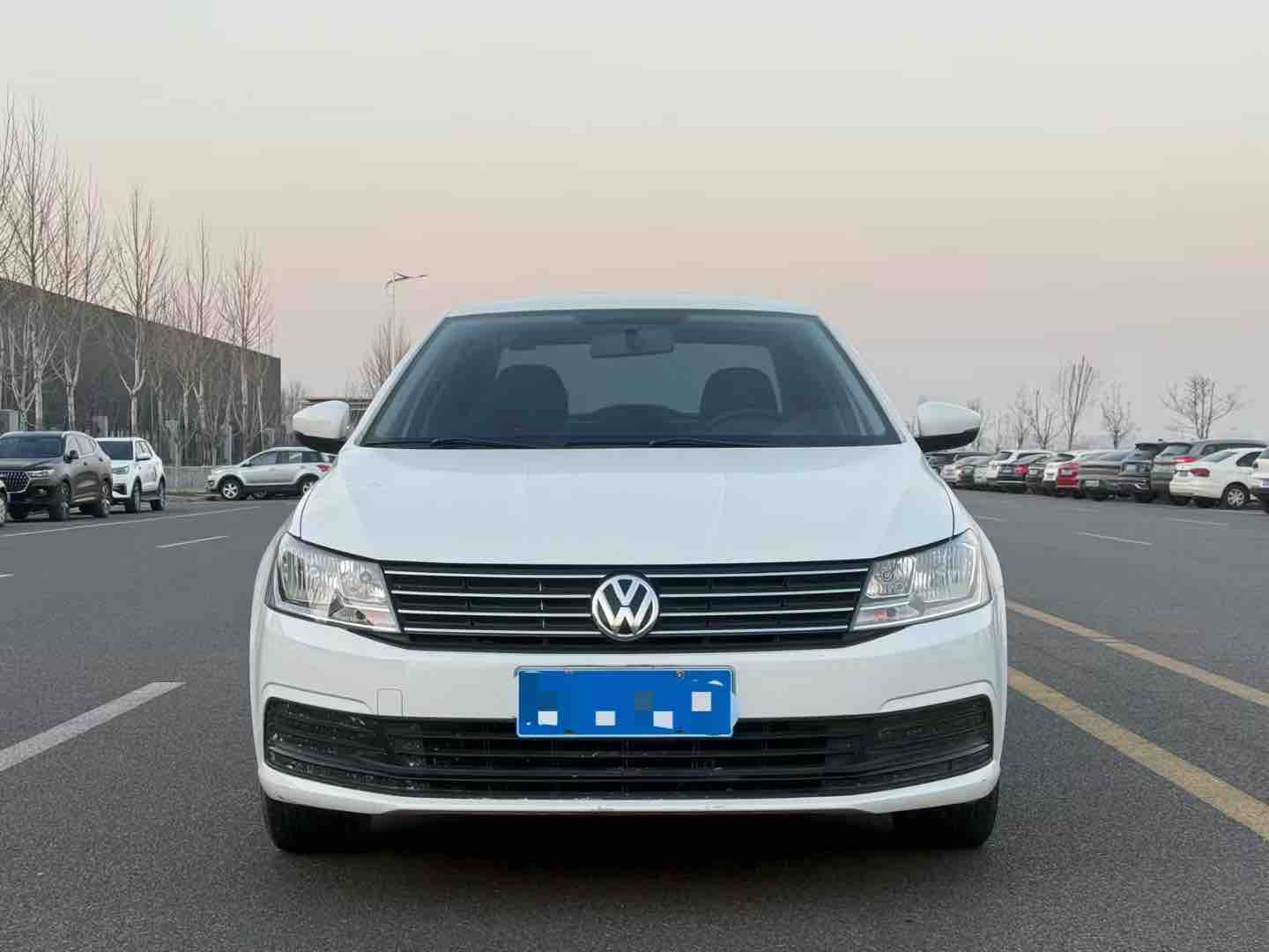 Volkswagen Lavida 2018 car image #2