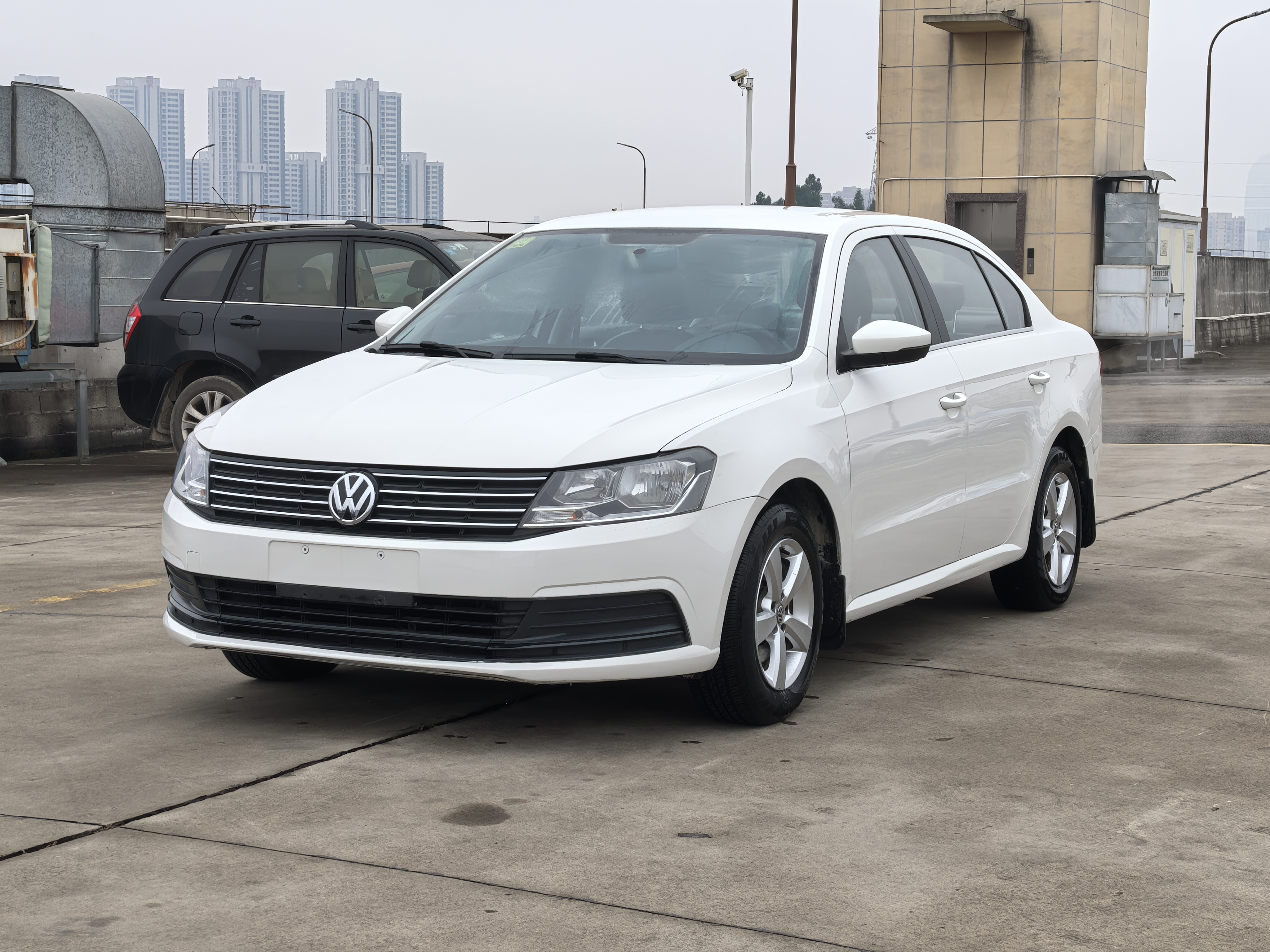 Volkswagen Lavida 2016 car image #2