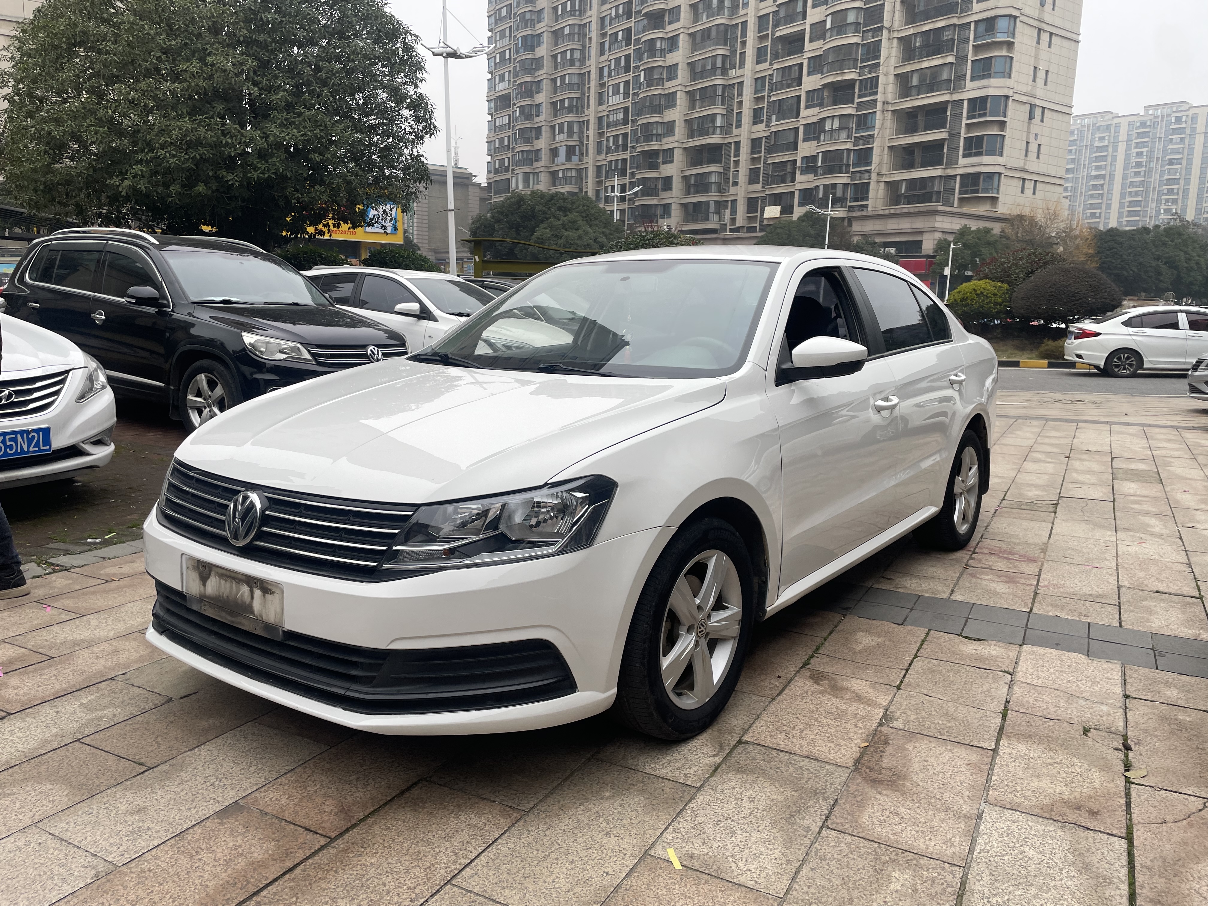 Volkswagen Lavida 2019 car image #2