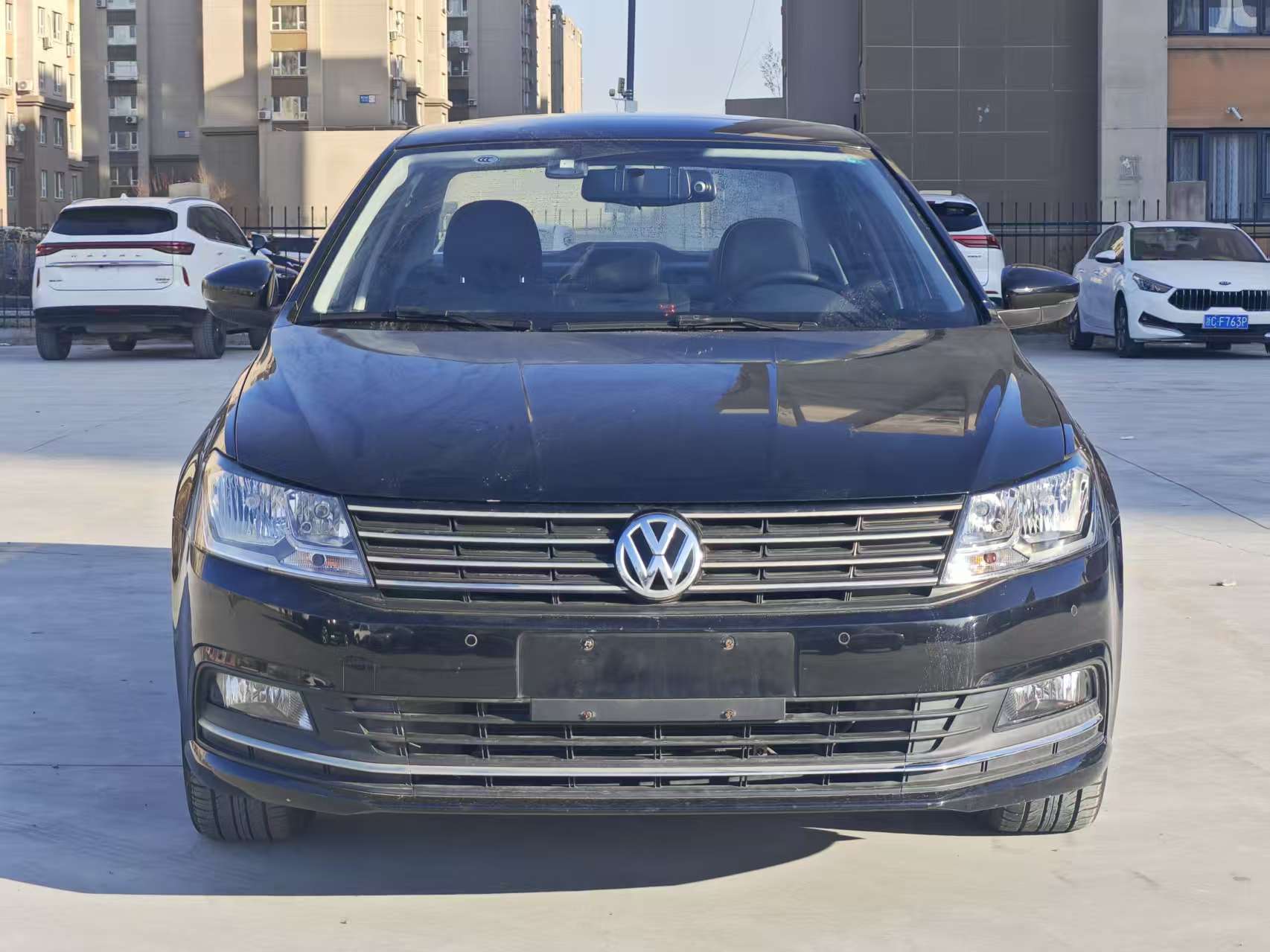 Volkswagen Lavida 2018 car image #2