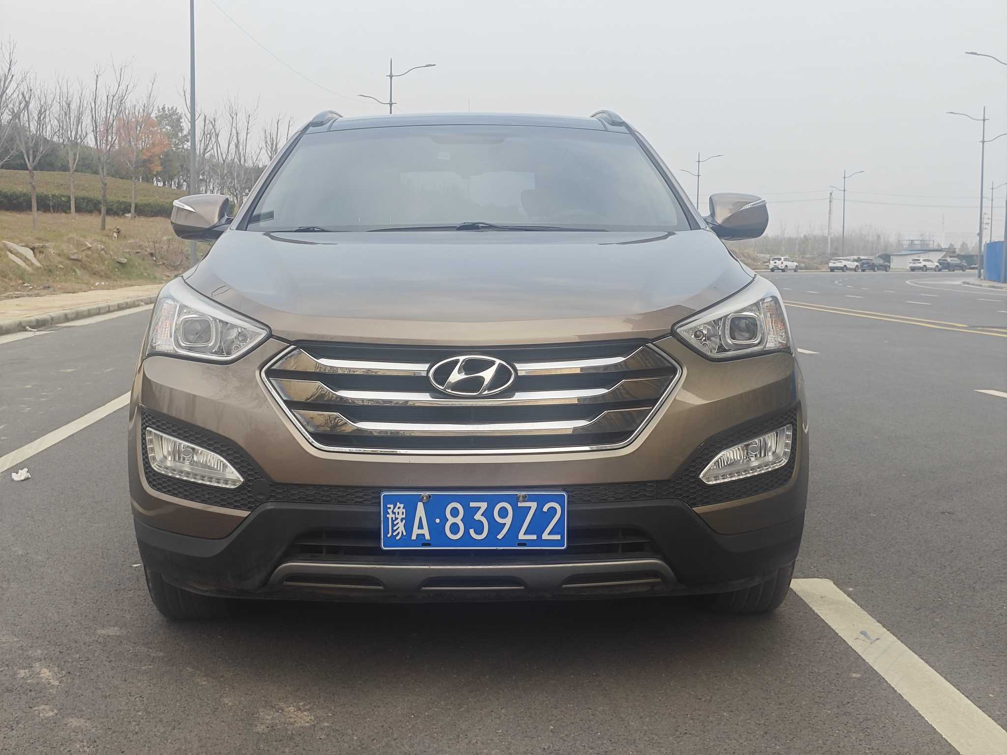 Hyundai Santa Fe 2014 car image #2
