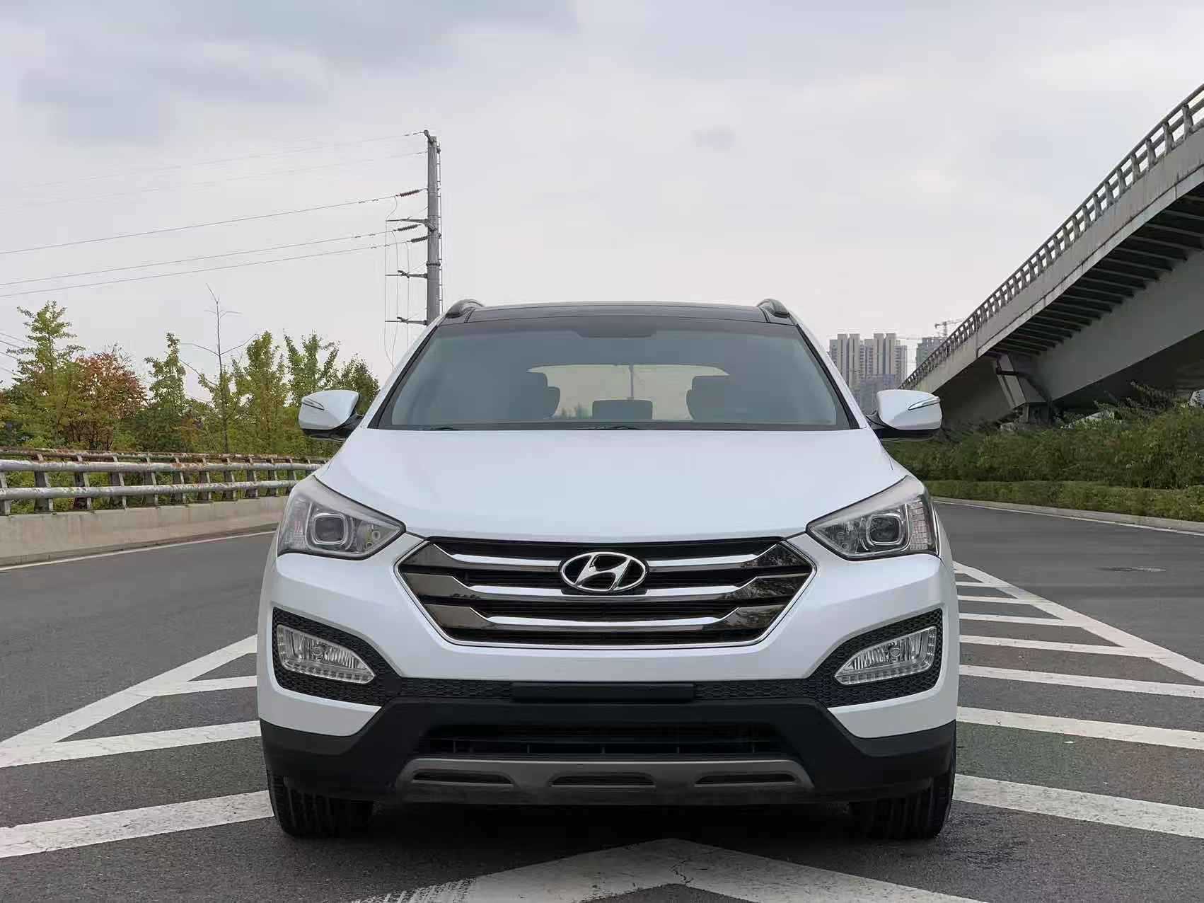 Hyundai Santa Fe 2013 #2 Hyundai Santa Fe 2013 car image #2