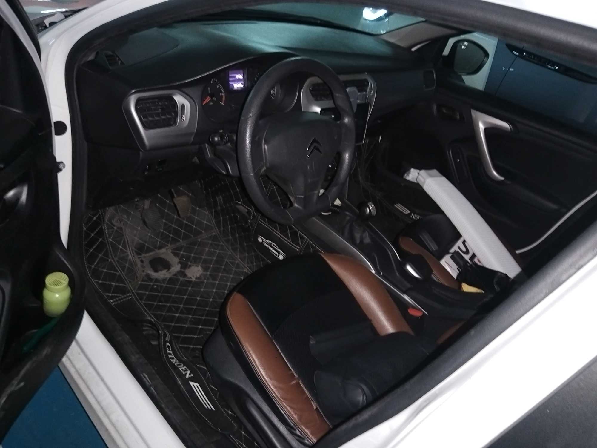 Citroen C-Elysée 2018 car image #2