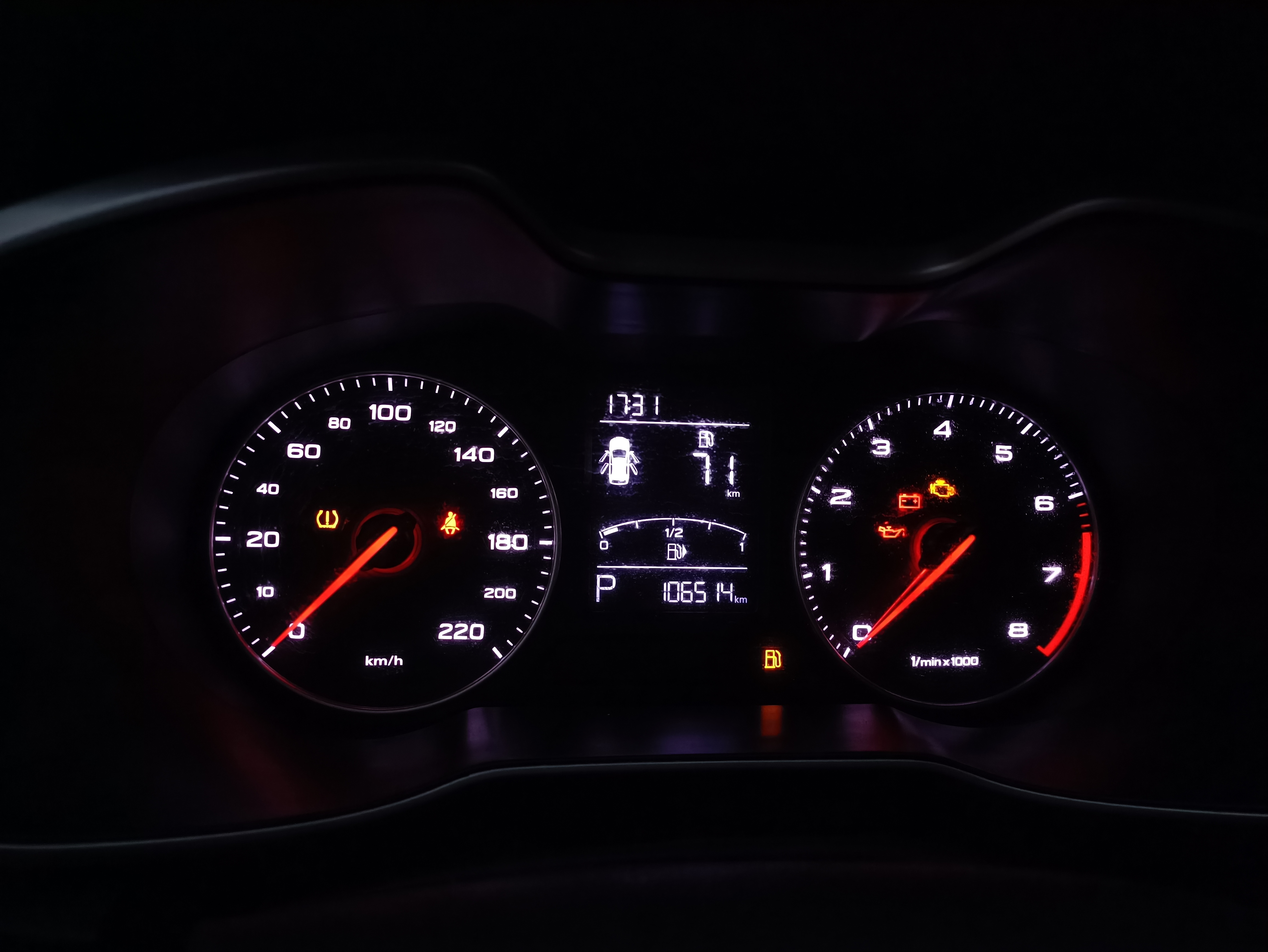 MG ZS 2017 car image #2