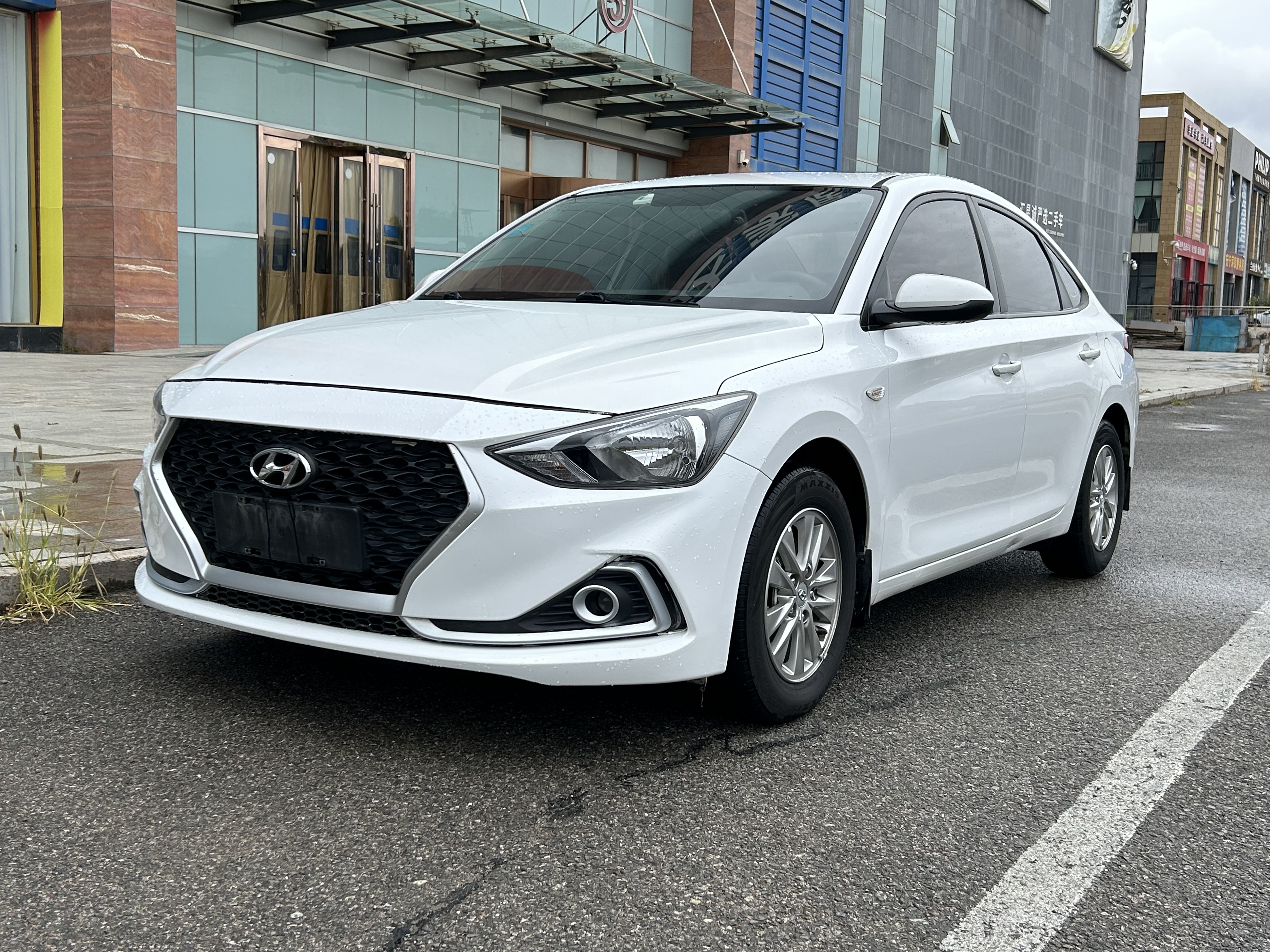Hyundai Elantra HD 2017 immagine di auto #2