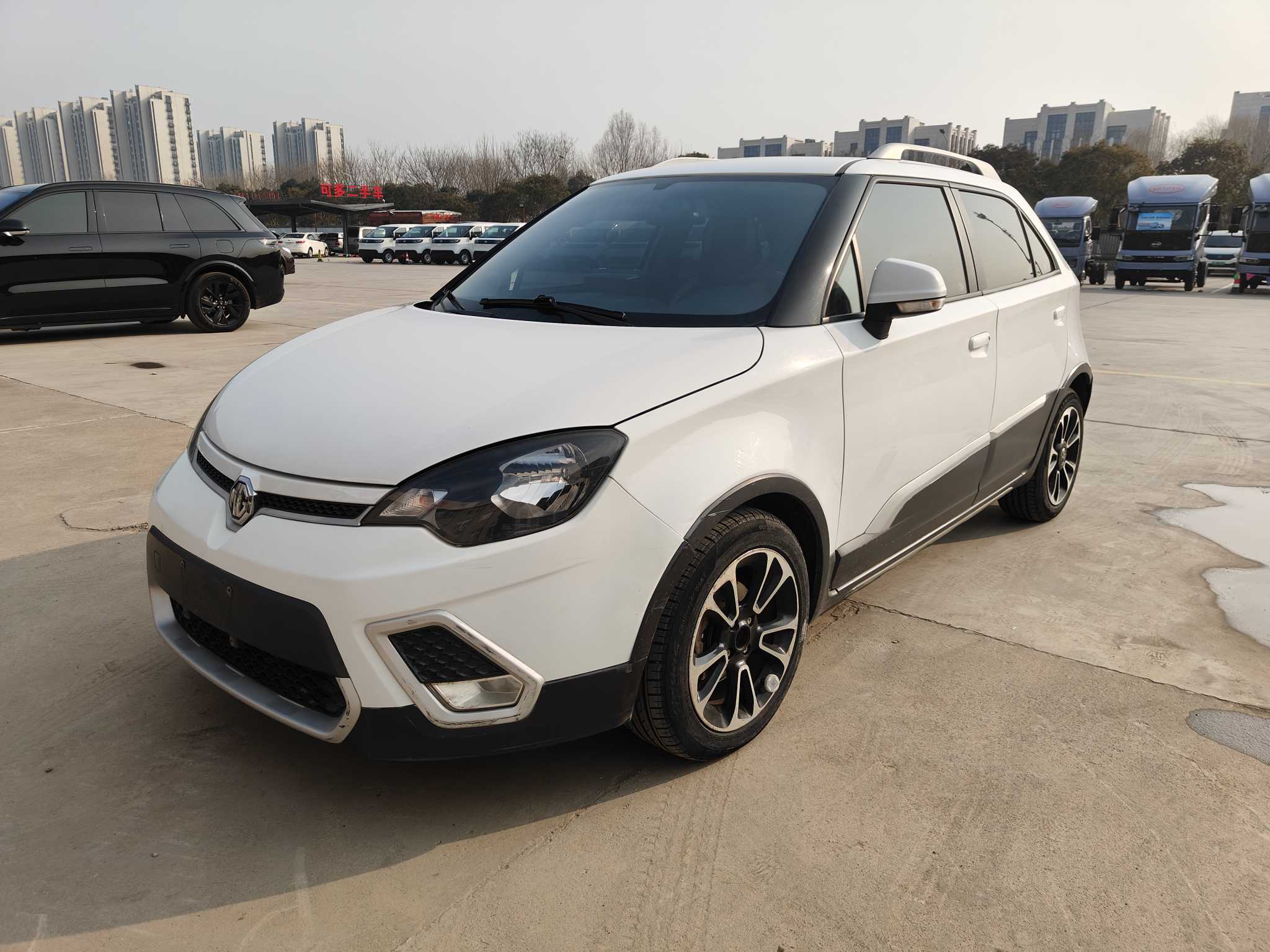 MG 3 2017 car image #2