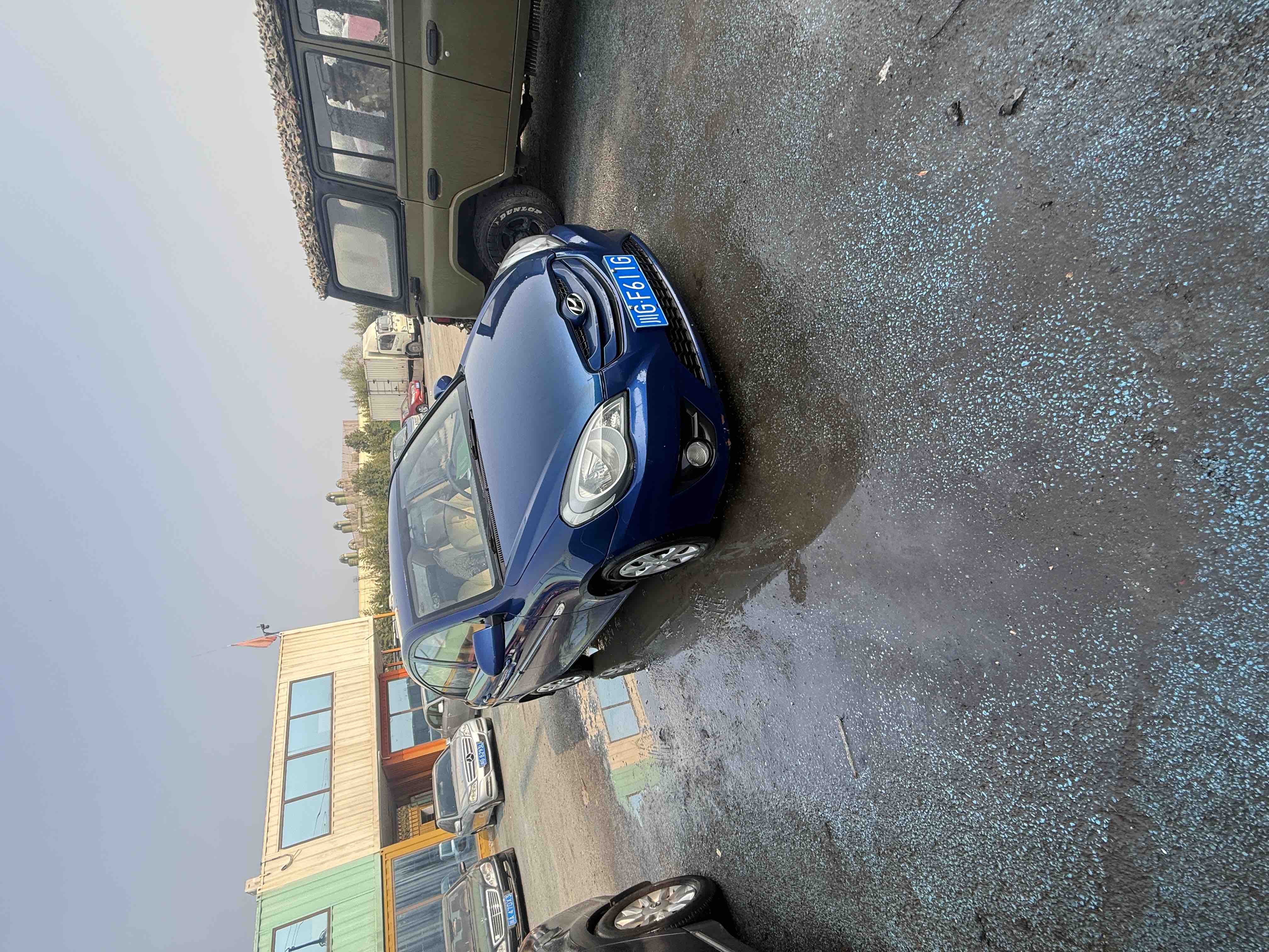 Hyundai Accent 2012 car image #2