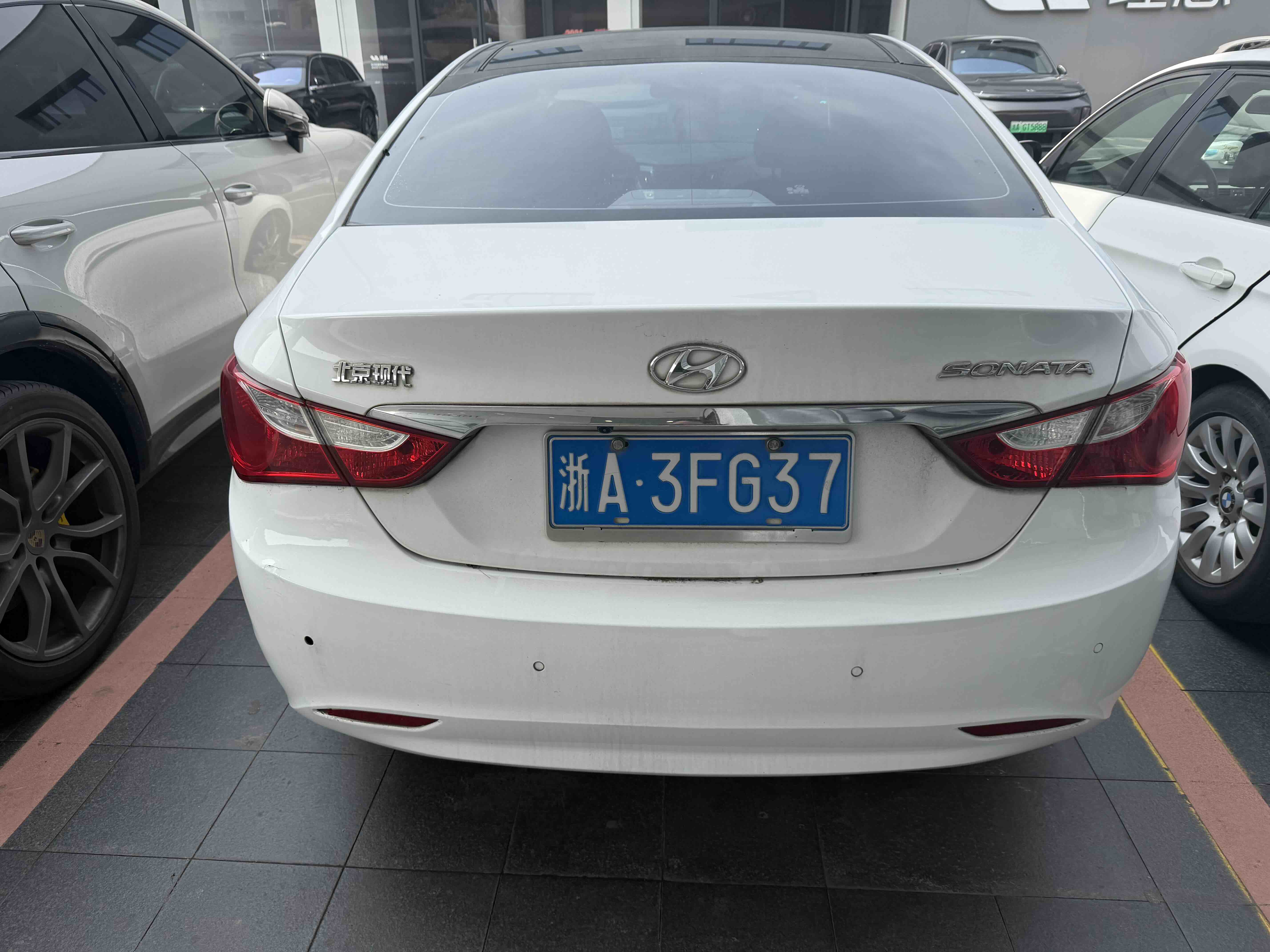 Hyundai Sonata 2013 car image #2