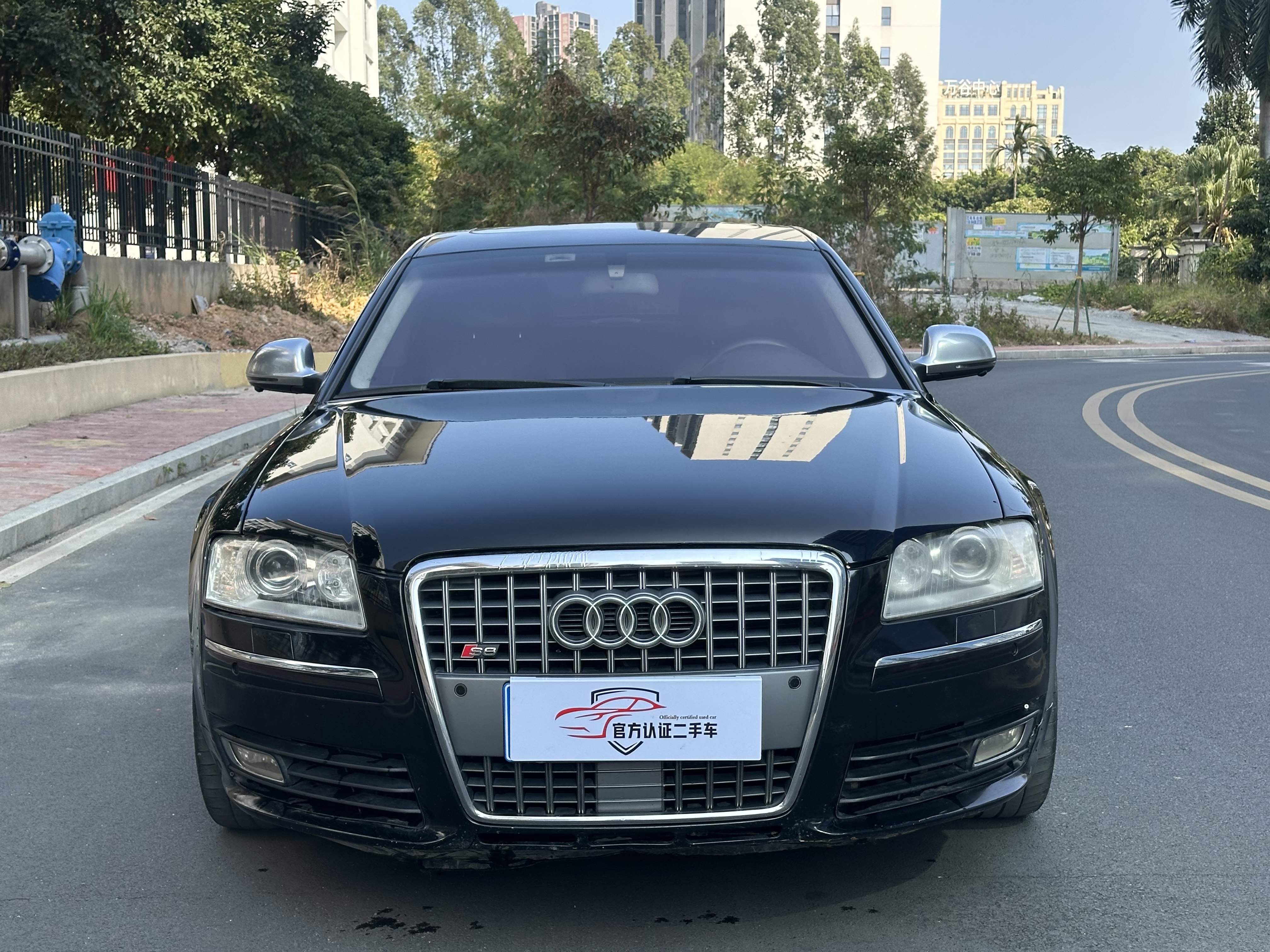 Audi S8 2008 car image #2