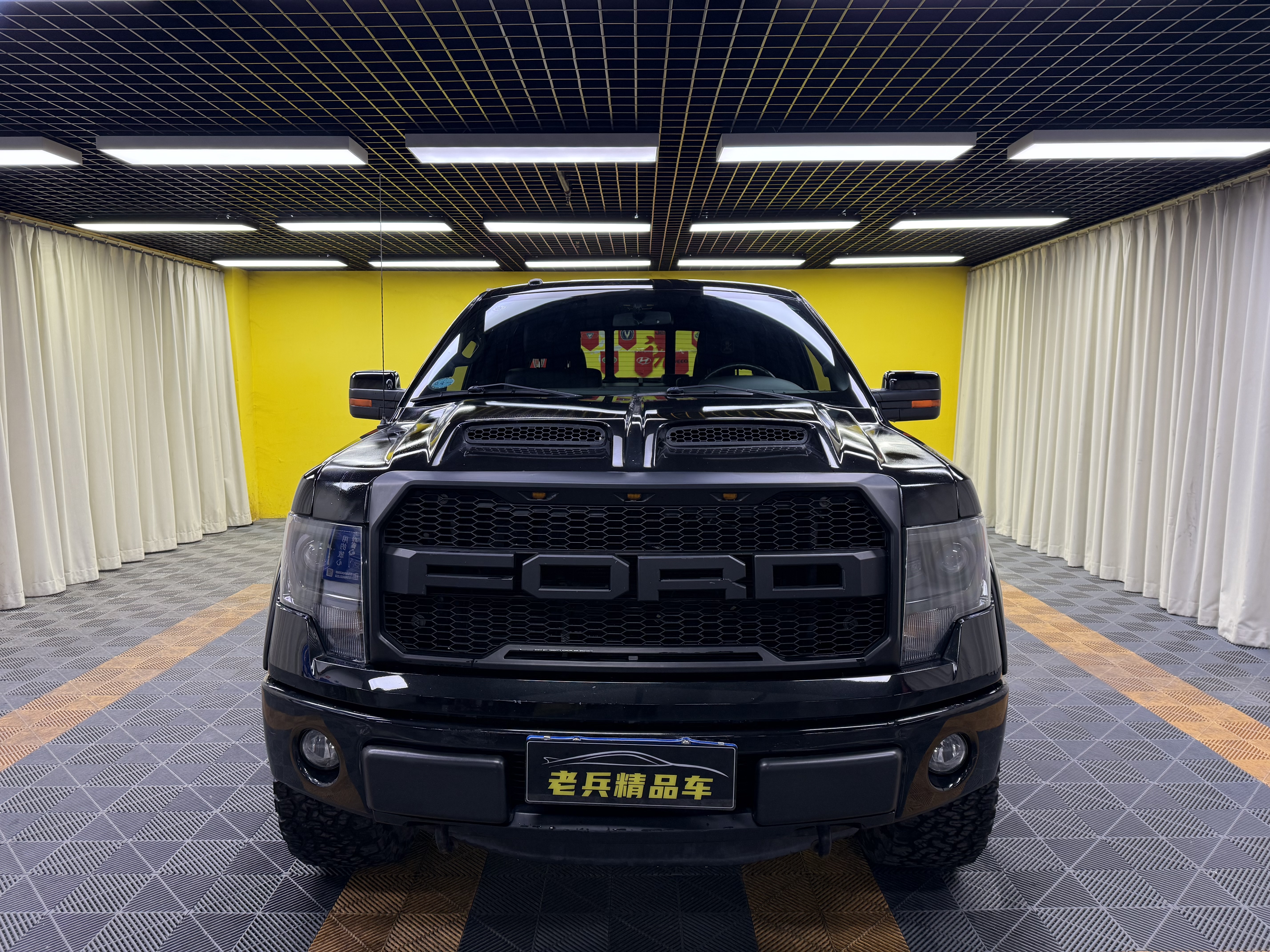 Ford 2017 car image #2