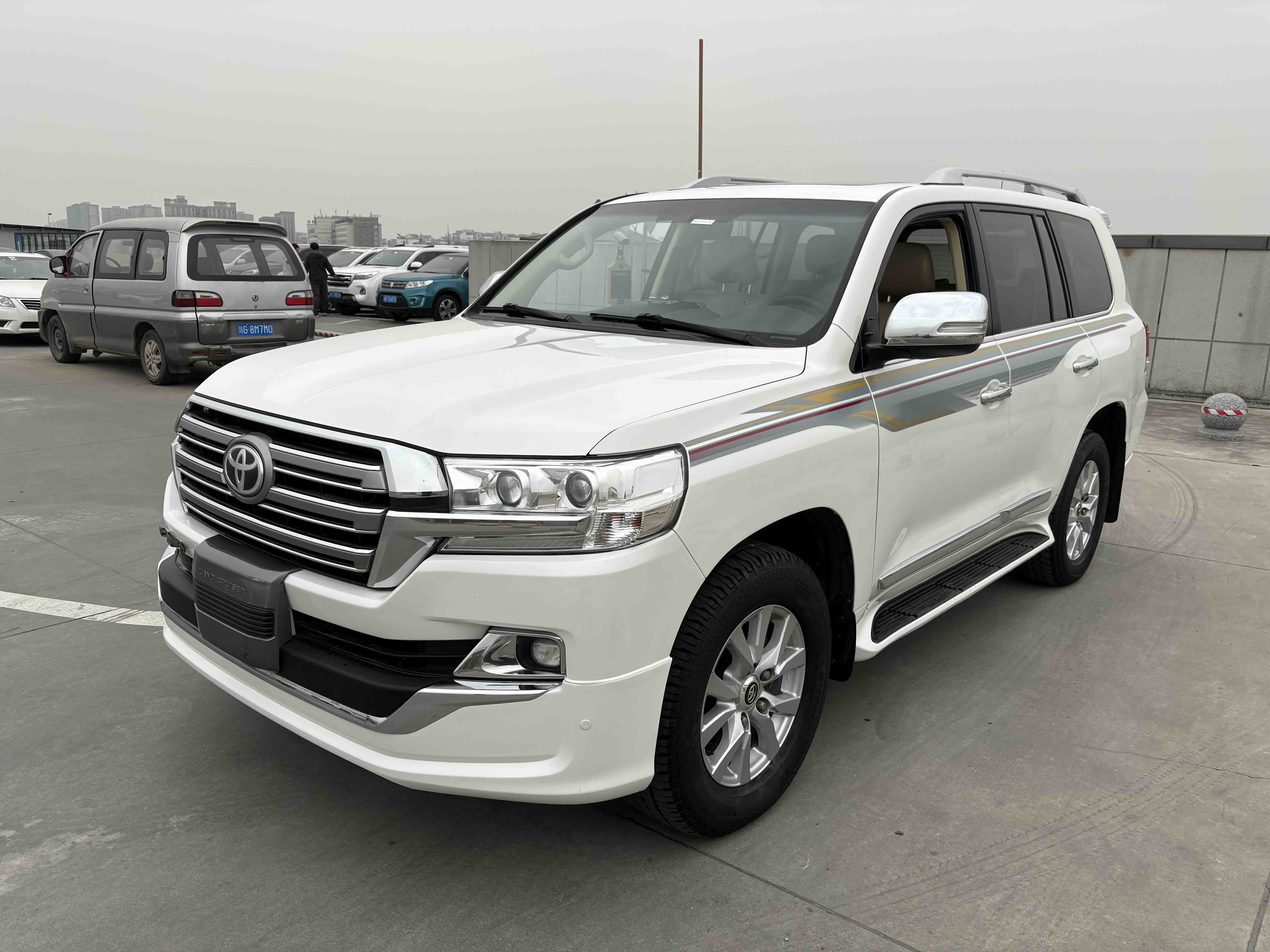 Toyota 2017 #2 Toyota 2017 car image #2