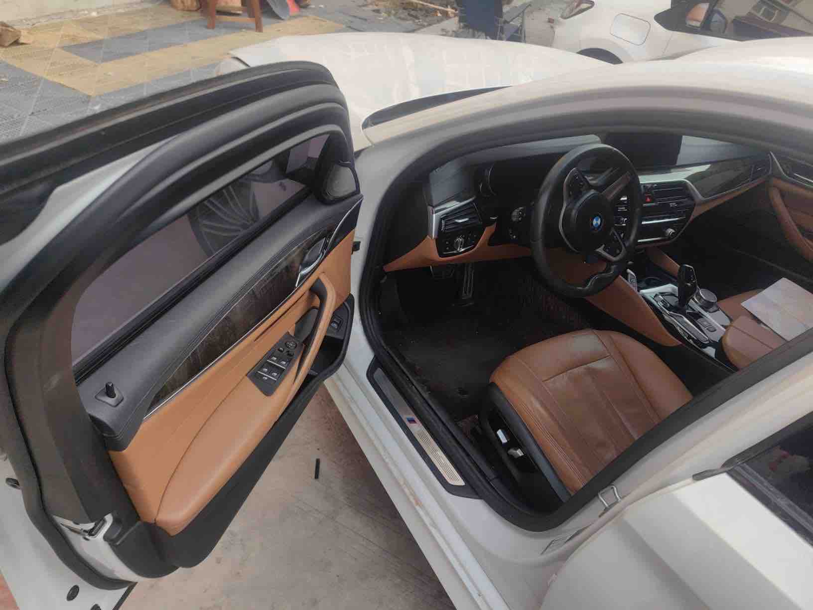 BMW 5 Series 2017 car image #2