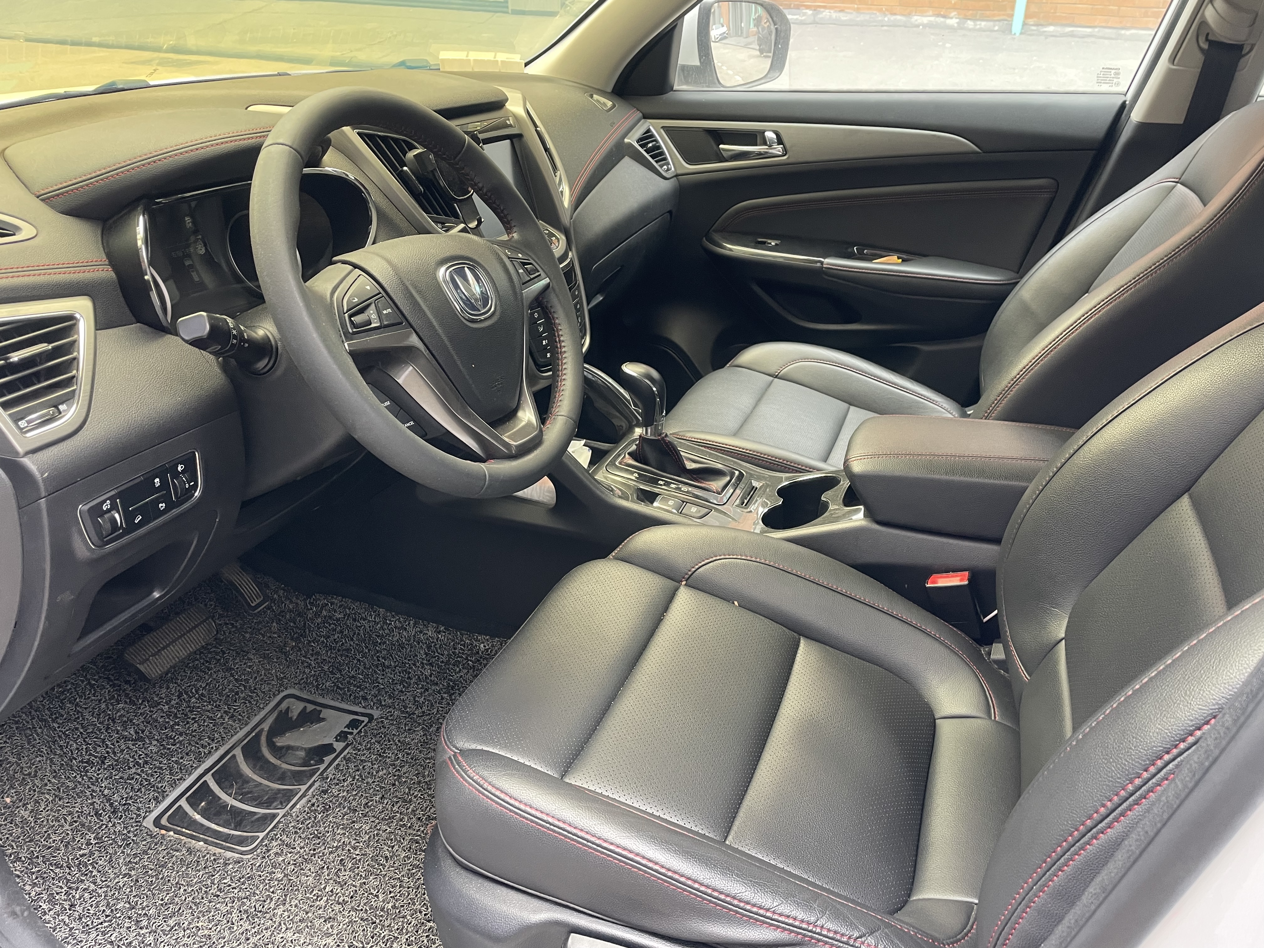 长安 长安CS75 2018 汽车图片 #2