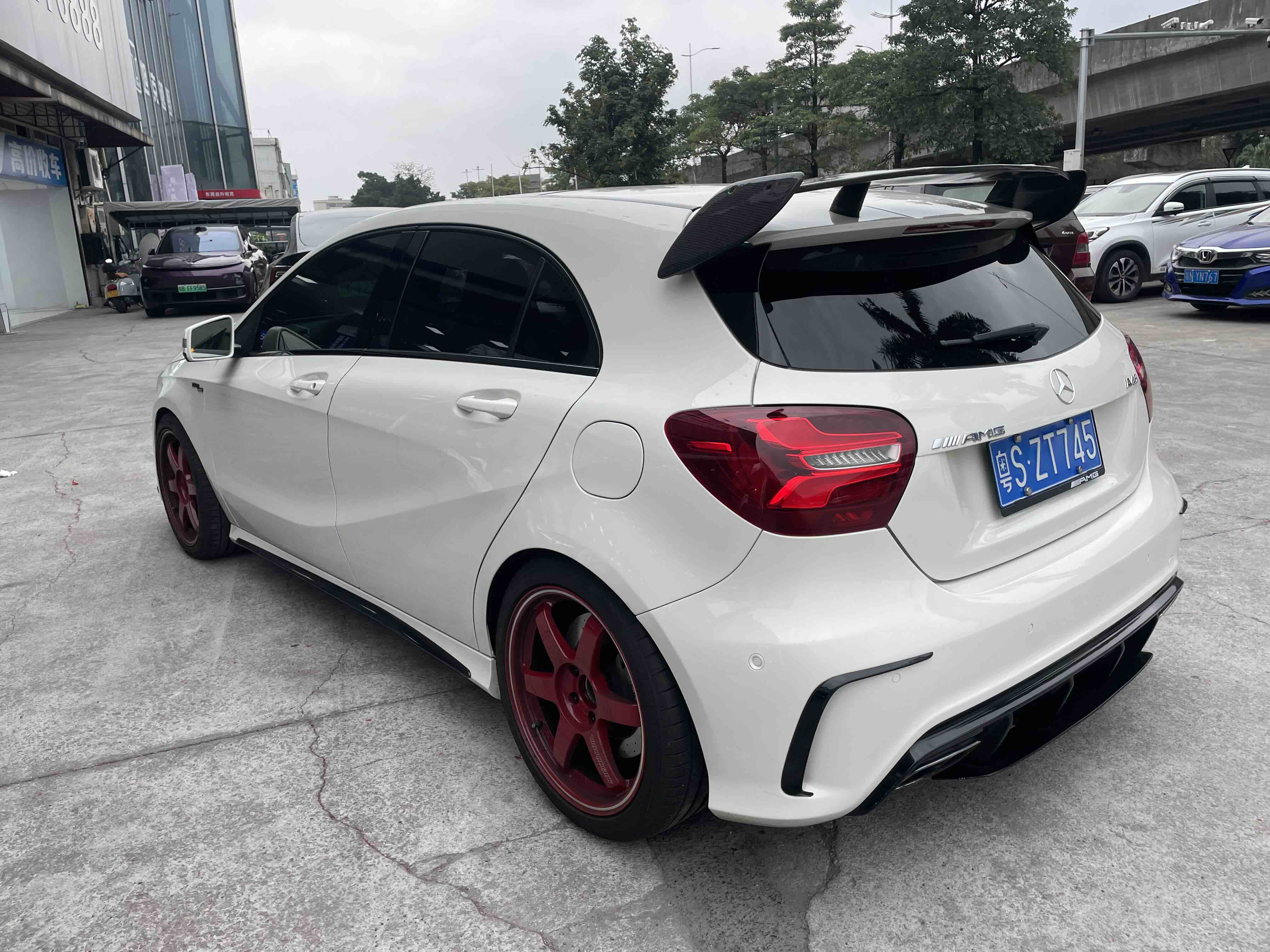 Mercedes-Benz 2017 #2 Mercedes-Benz 2017 car image #2