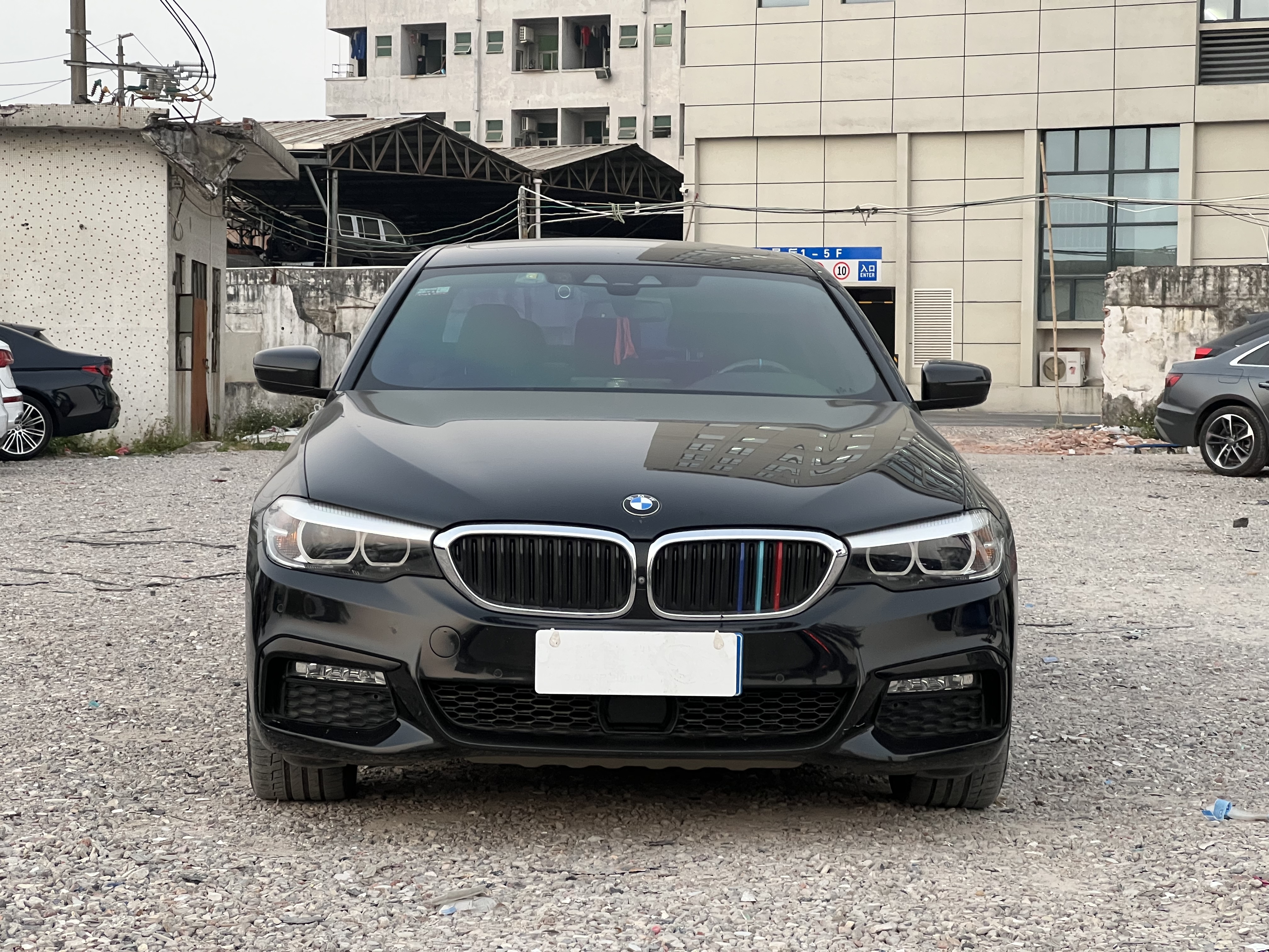 BMW 5 Series 2018 car image #2