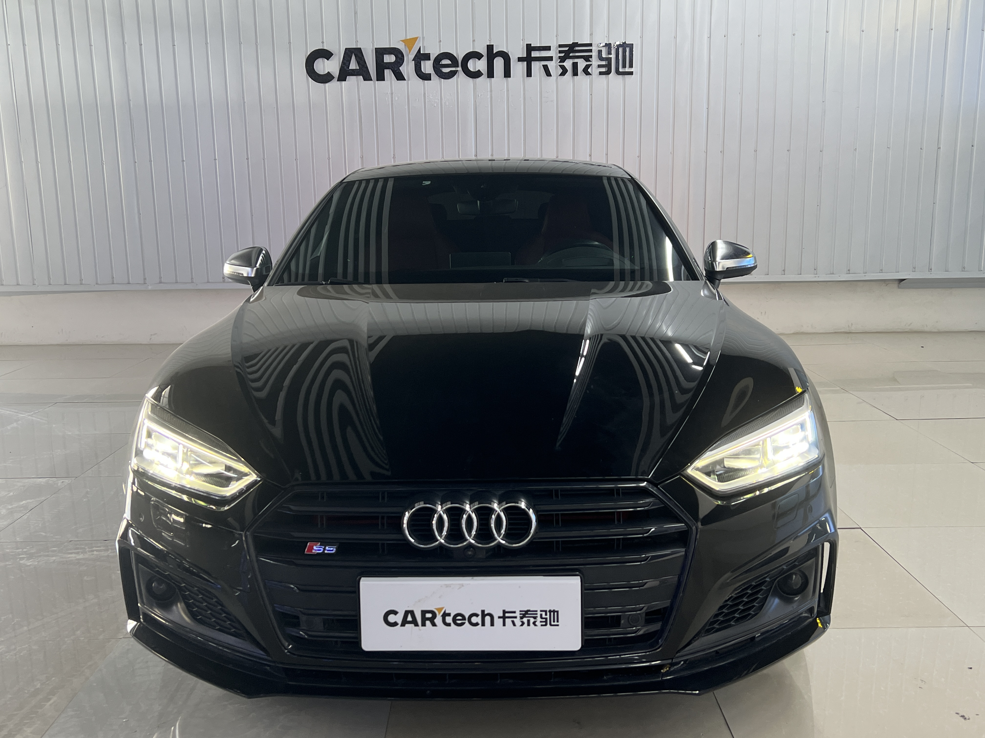 Audi S5 2019 car image #2