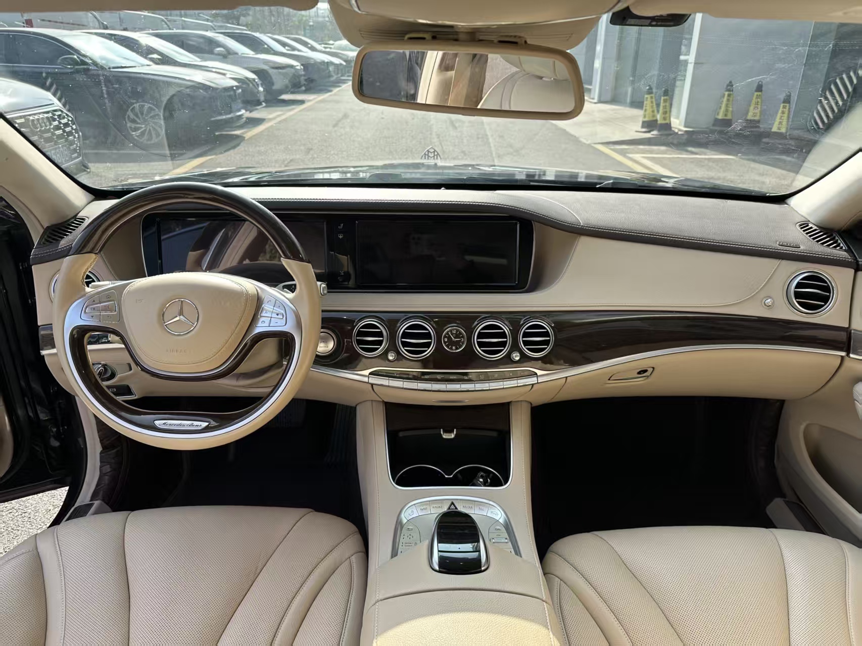Mercedes-Benz 2015 car image #2